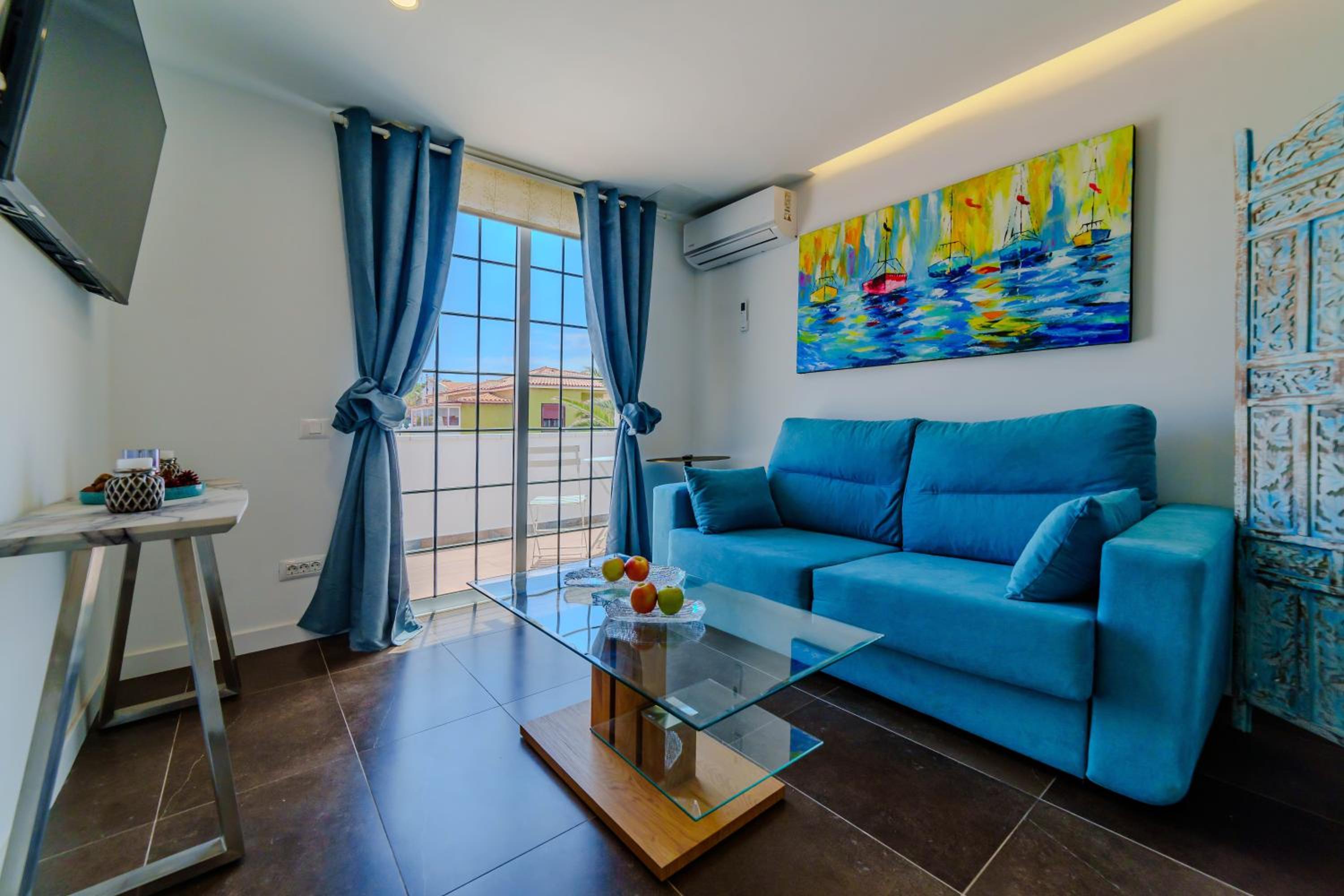 Studio With Balcony