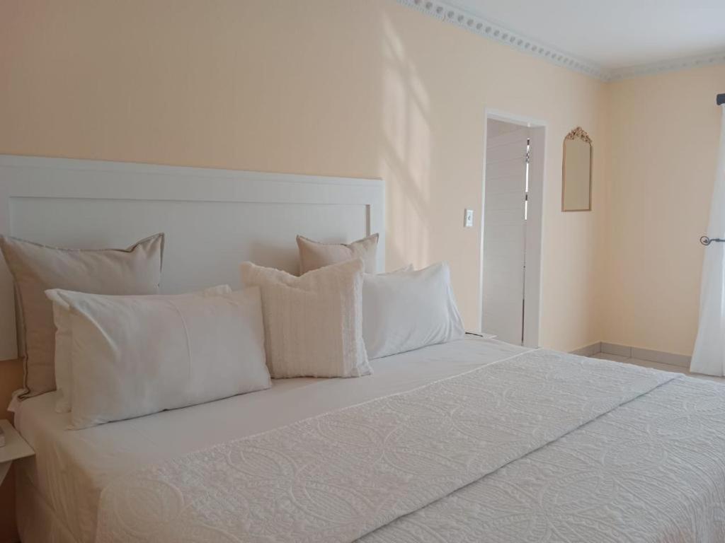Deluxe King Room photo 1