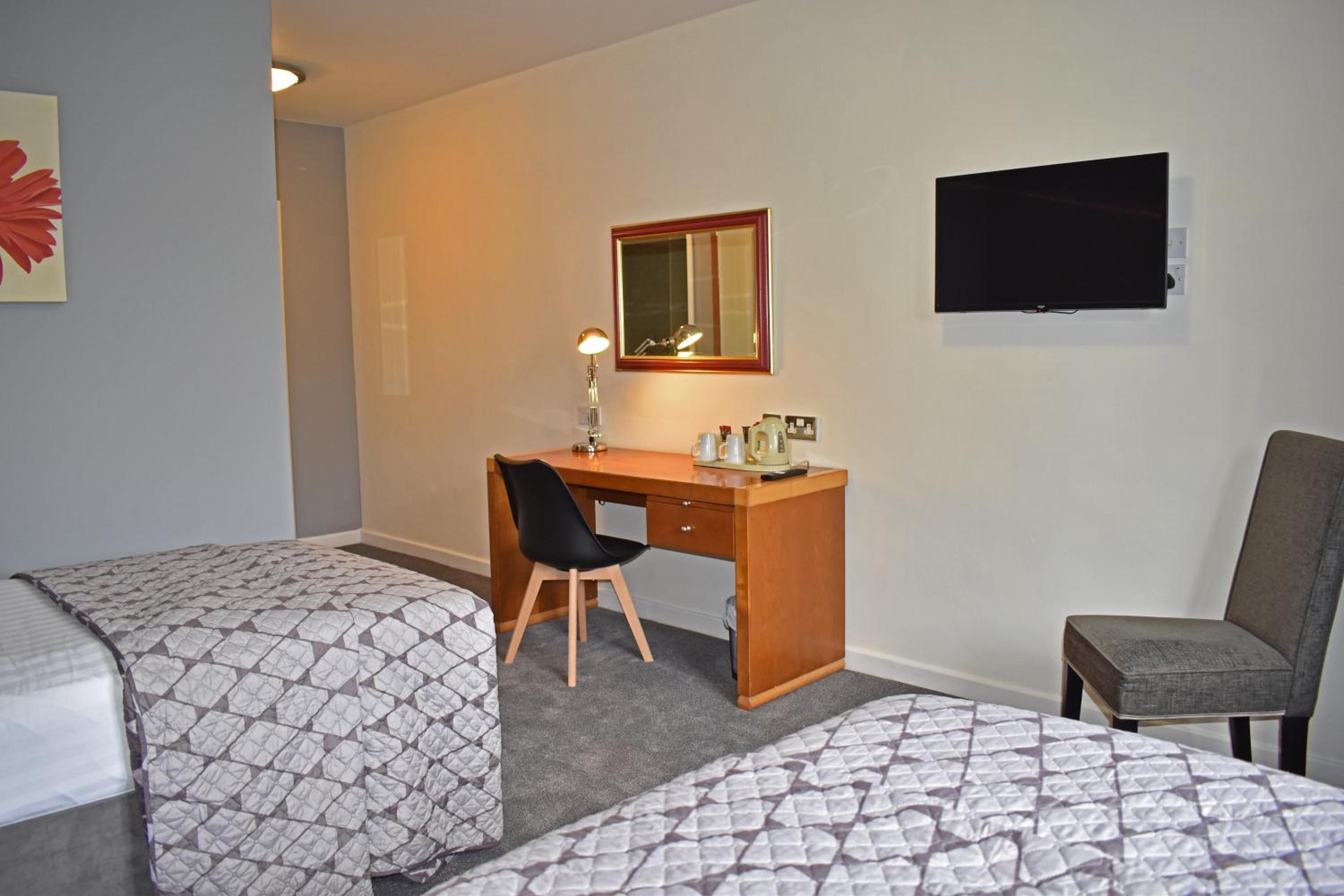 Business Twin Room - Photo 14
