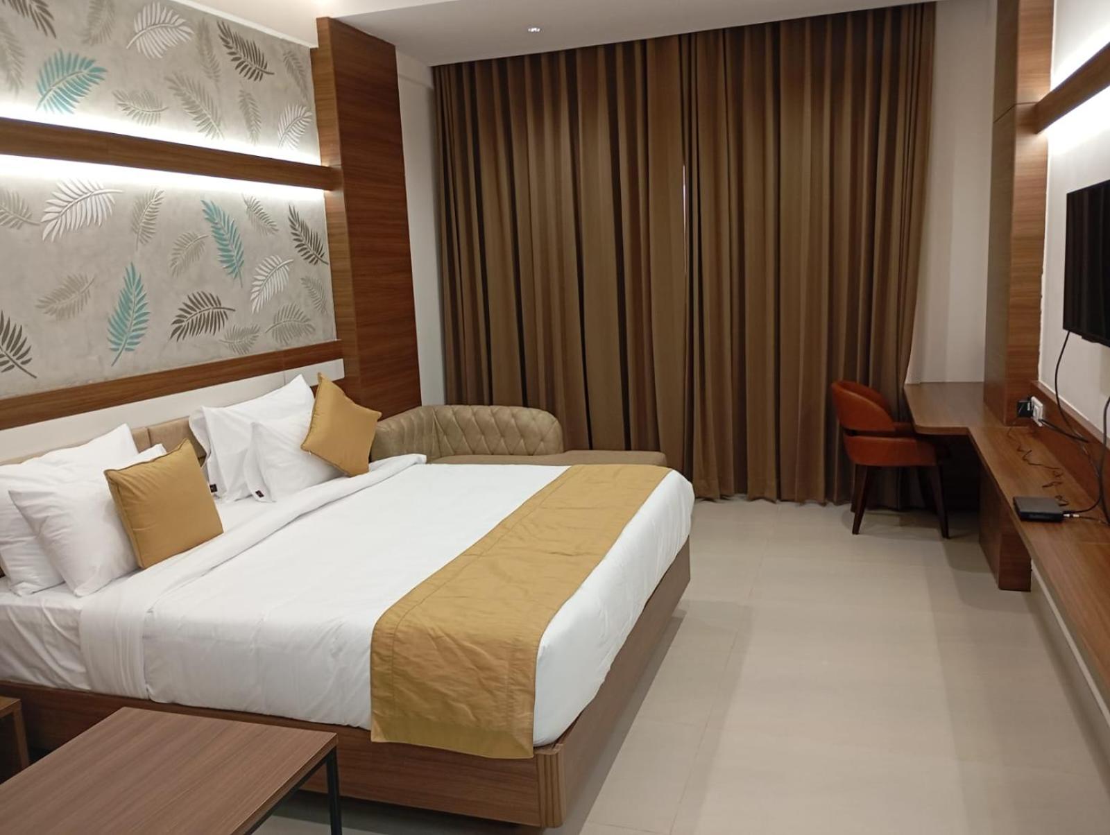 Suite with City View
