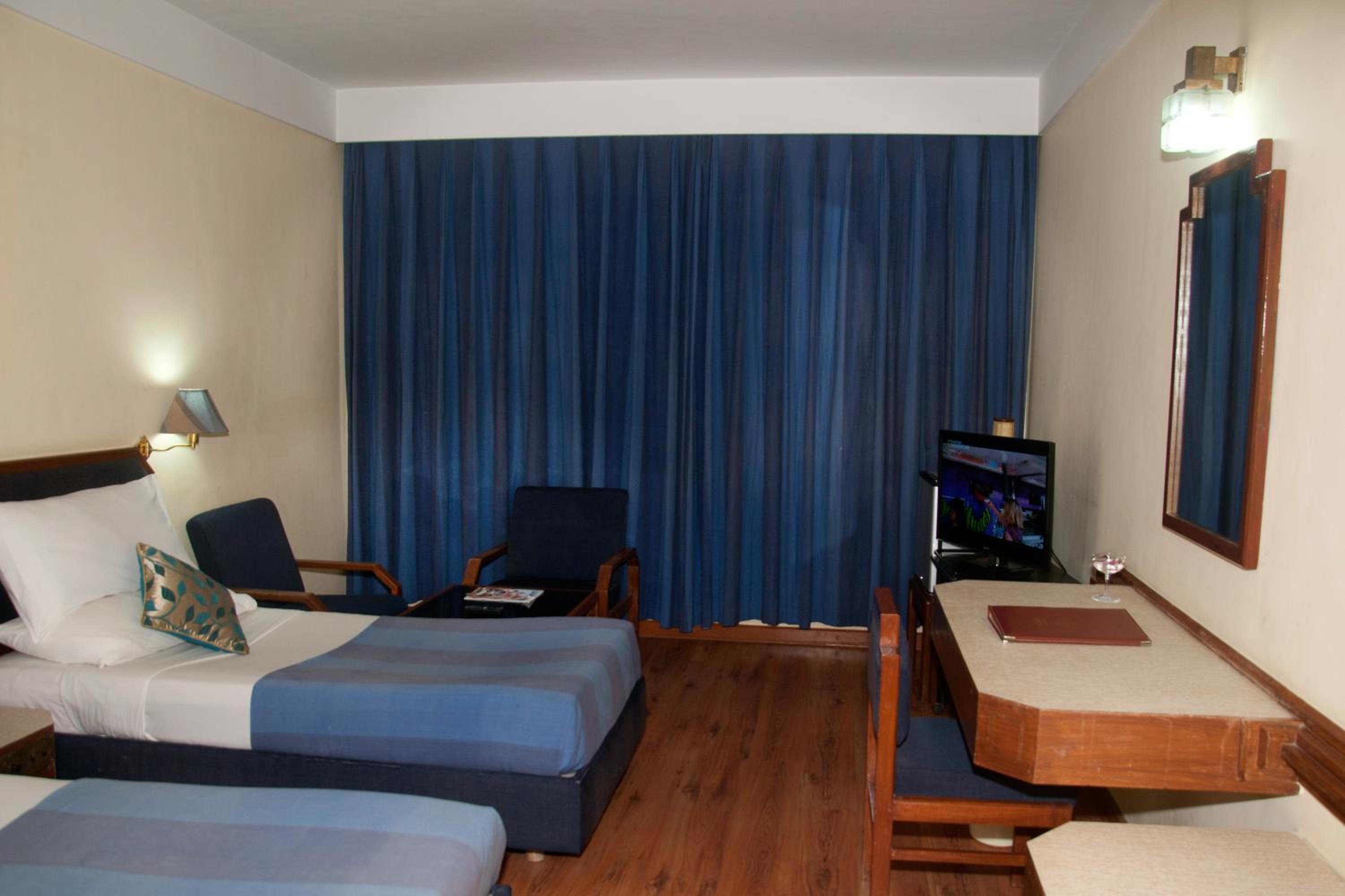 Standard Double or Twin Room photo 2