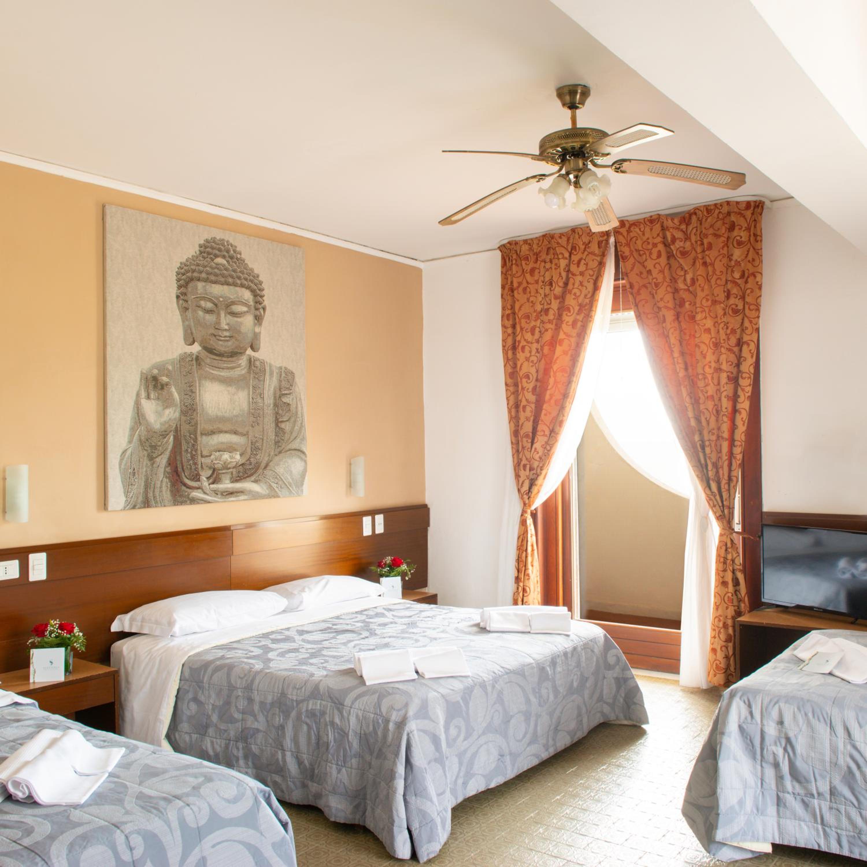 Family Room with Sea View photo 2