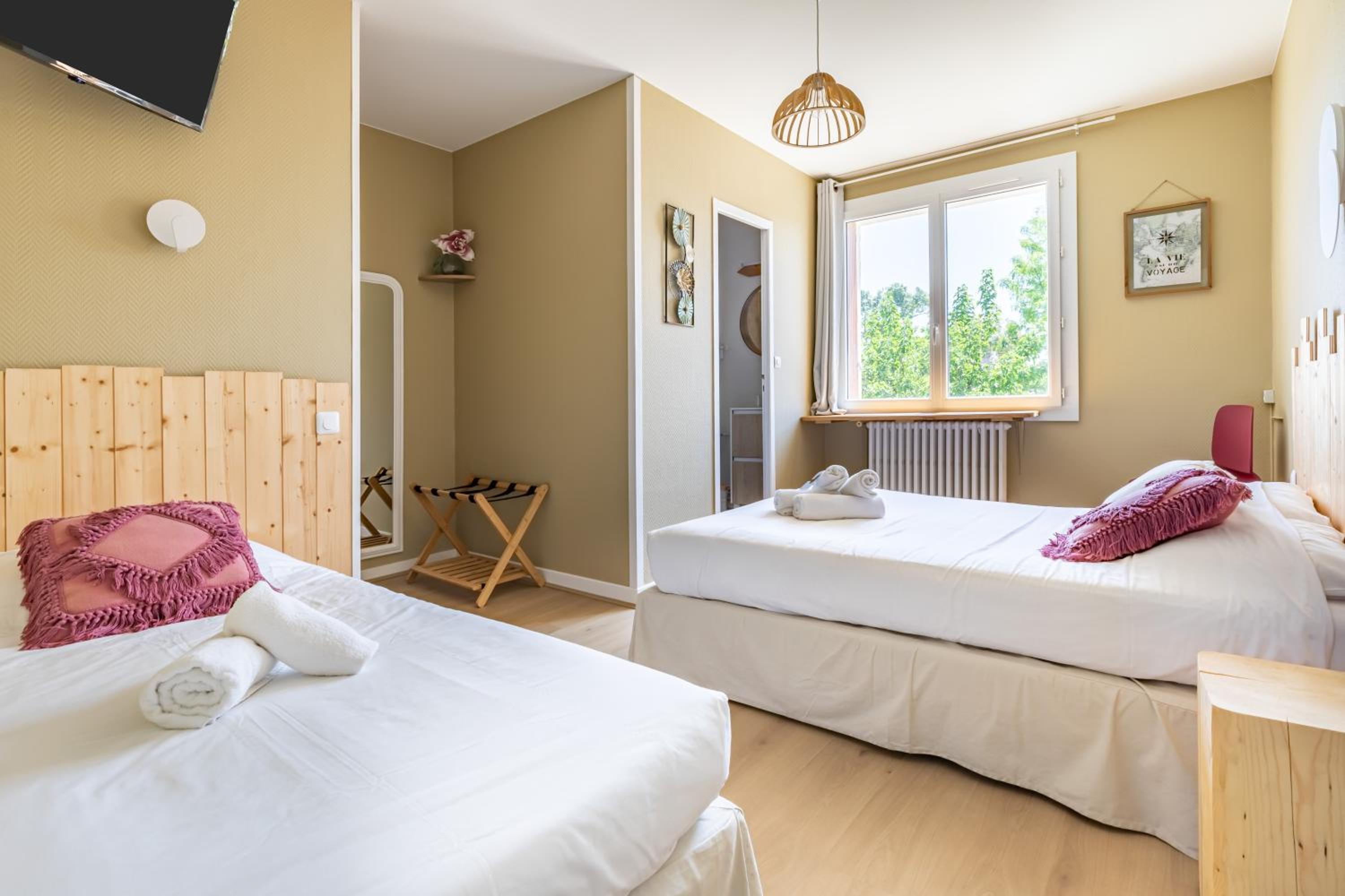 Triple Room - Photo 1