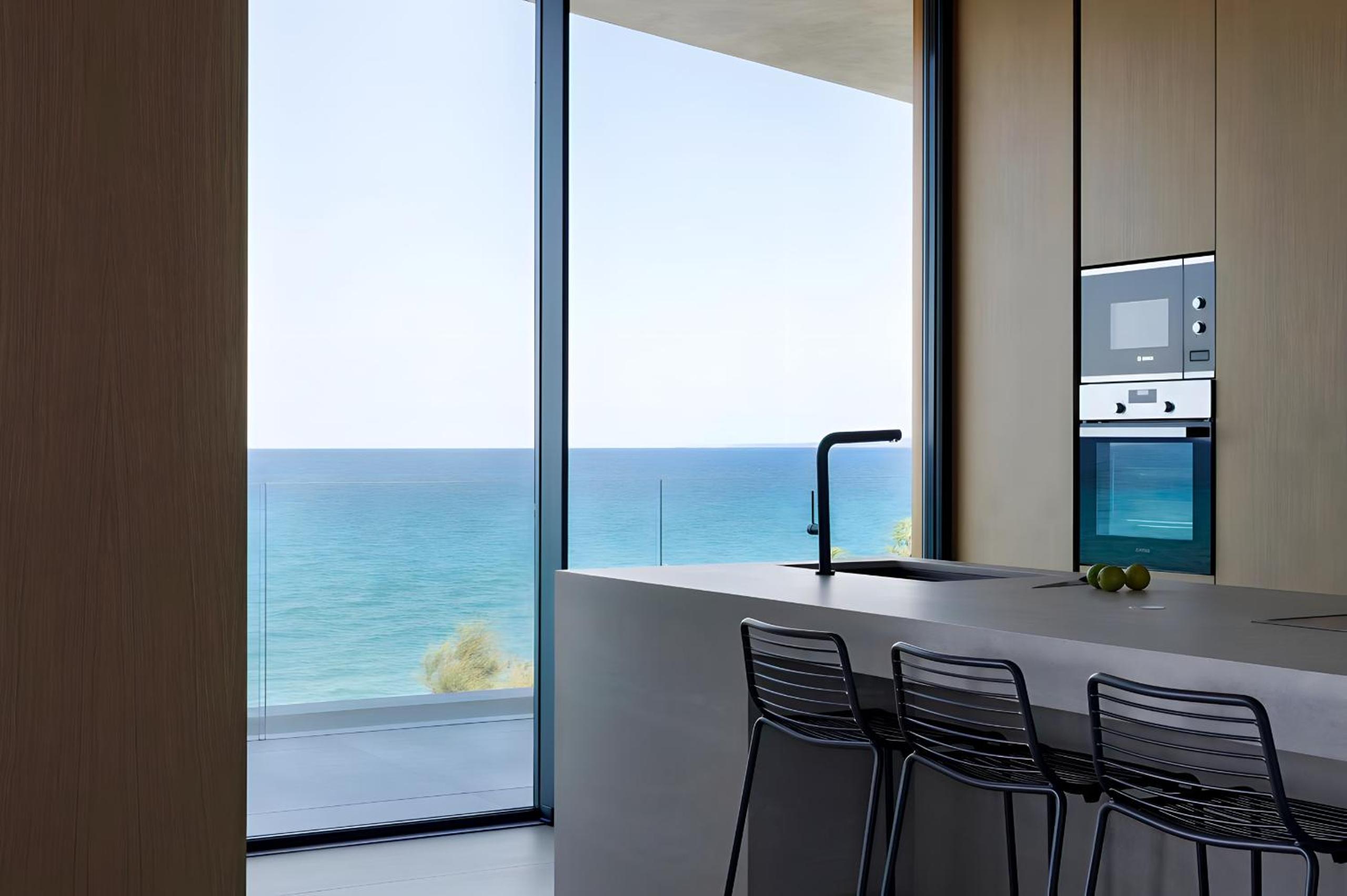 Villa - Beach Front photo 2