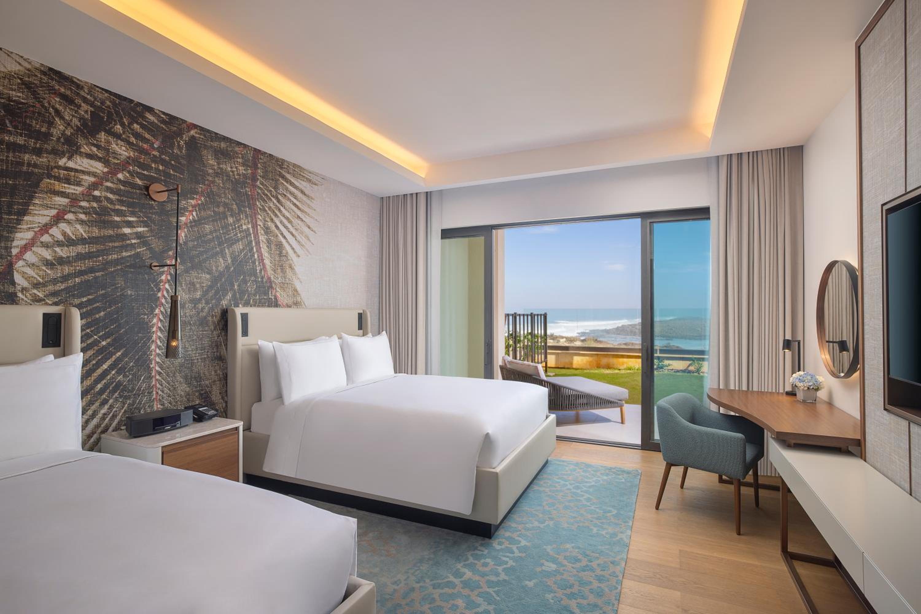Deluxe Queen Room with Two Queen Beds and Ocean View - Photo 3