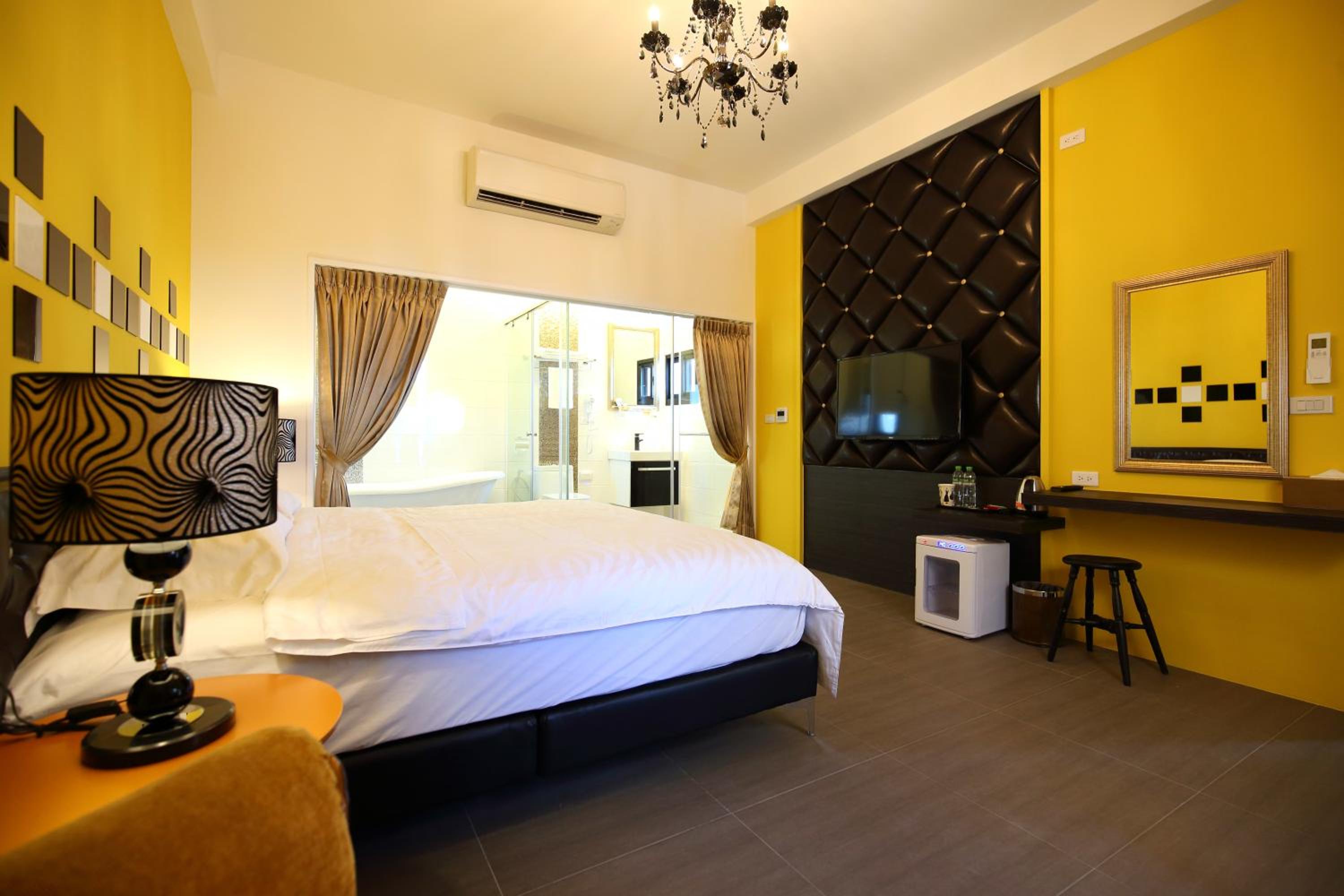 Deluxe Double Room photo 2