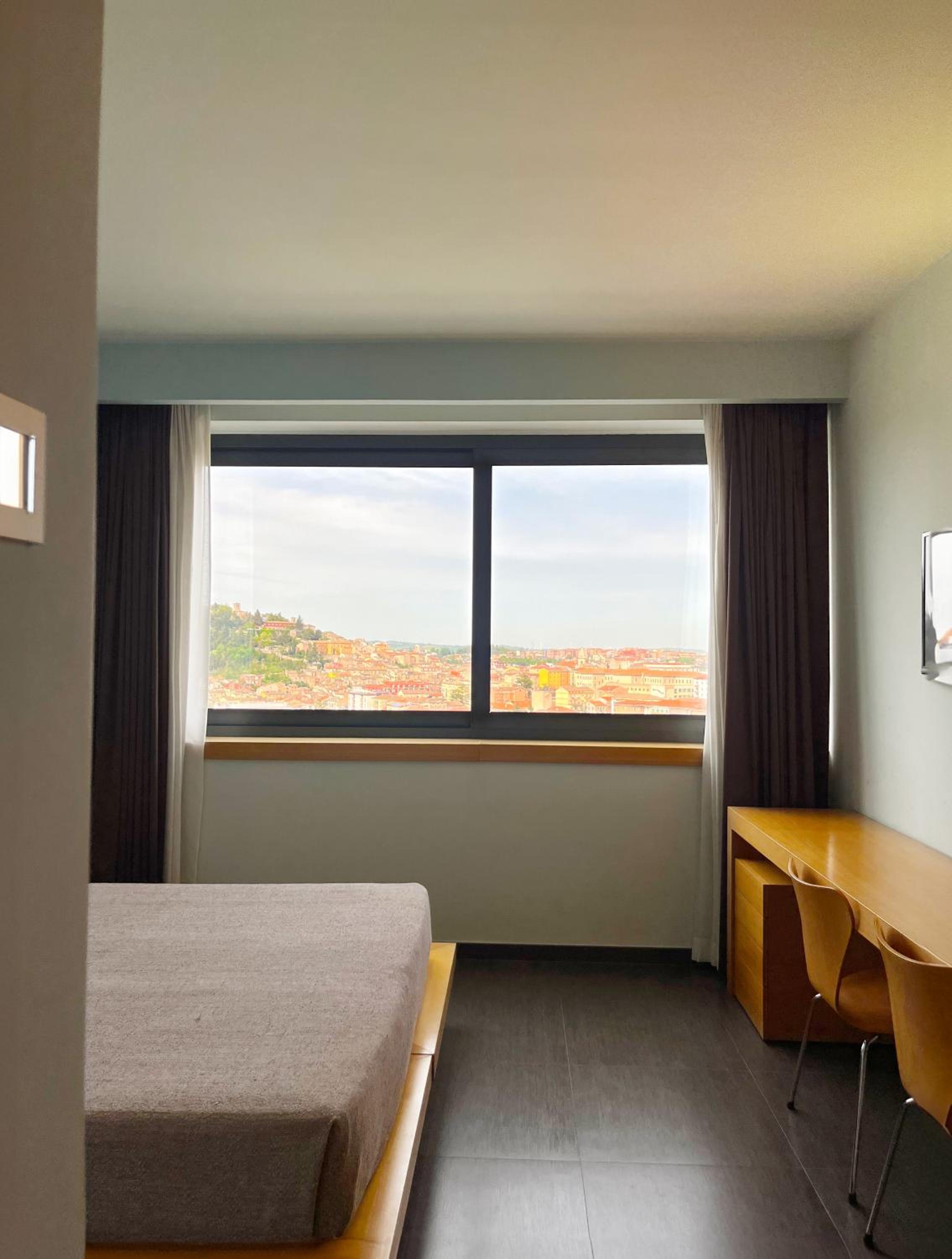 Double or Twin Room - Photo 20
