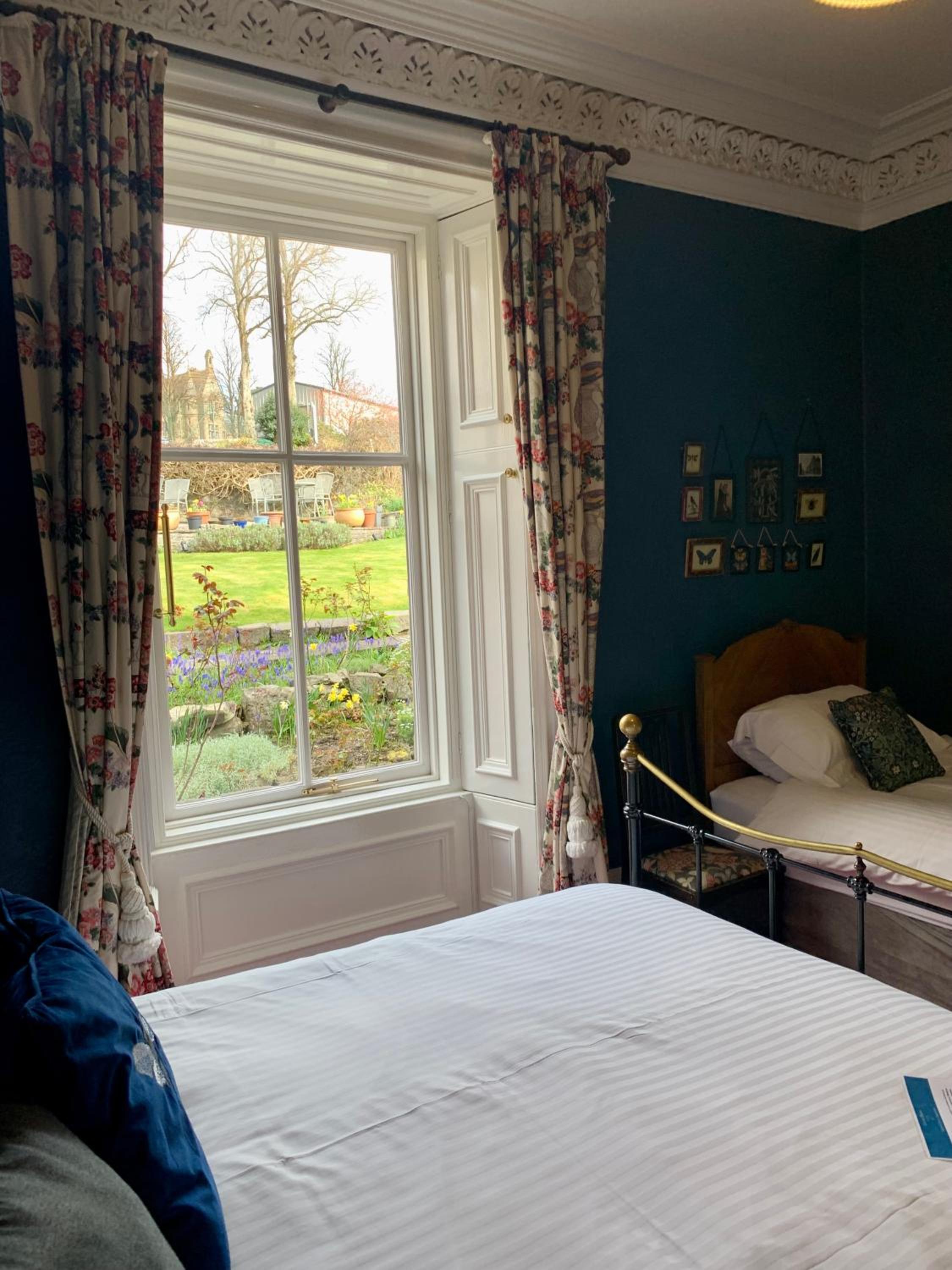 Triple Room with Garden View photo 2