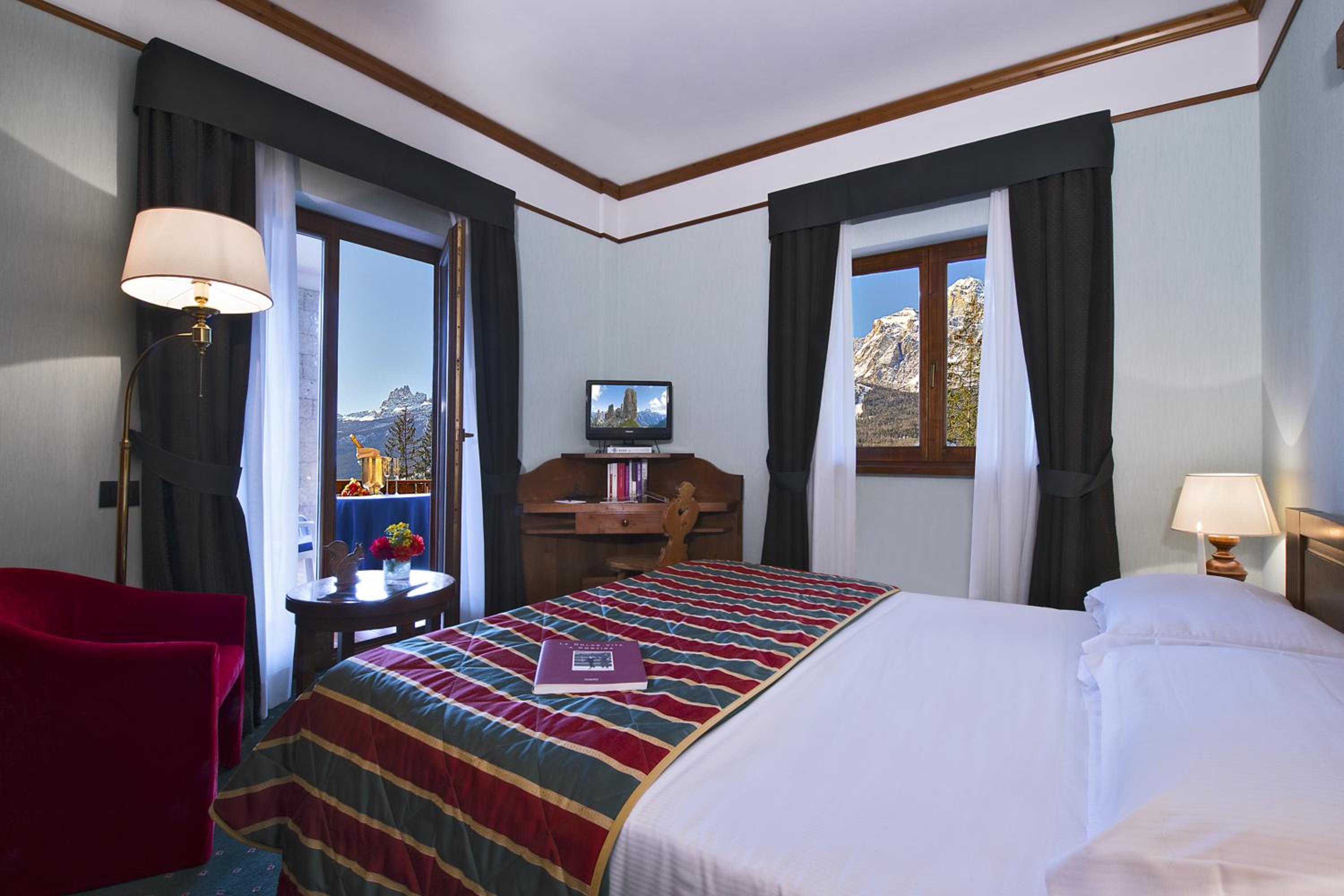 Double Room with Panoramic View - Photo 5
