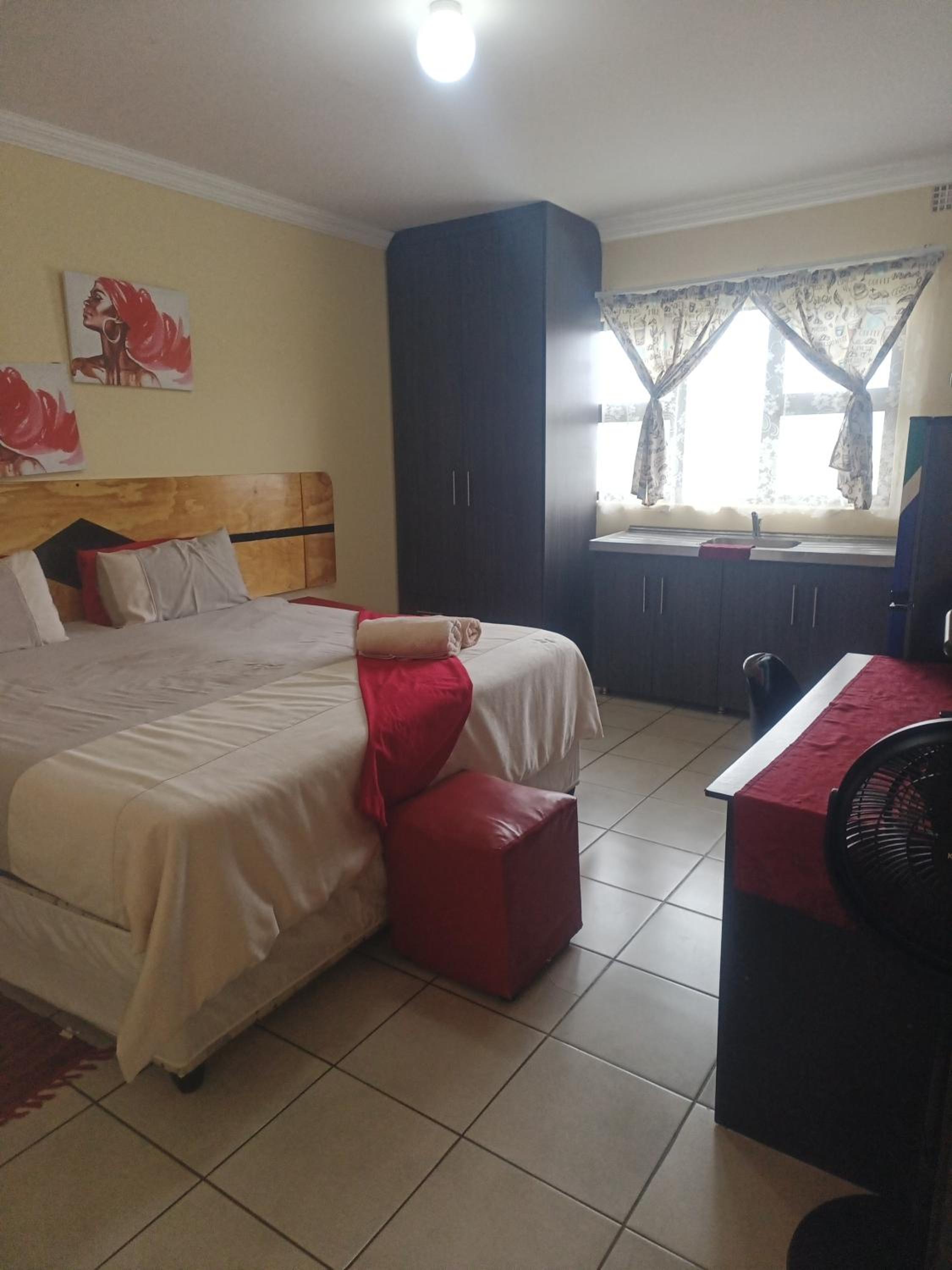 Classic Twin Room - Photo 6