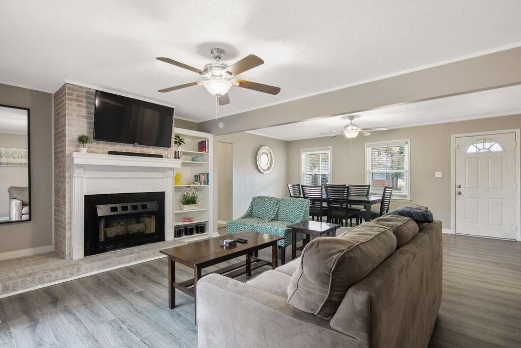 Four-Bedroom House photo 1
