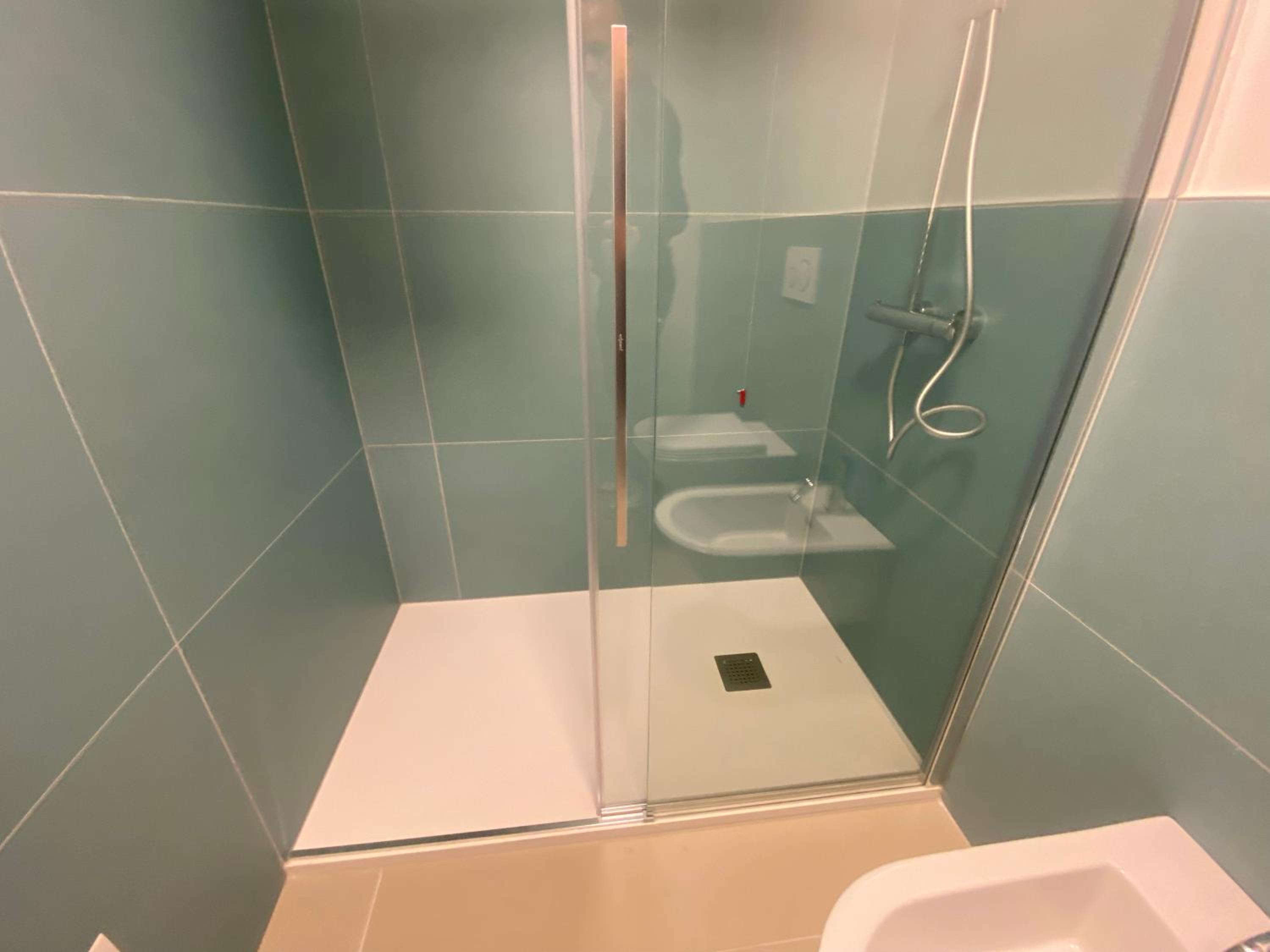 Apartment 6