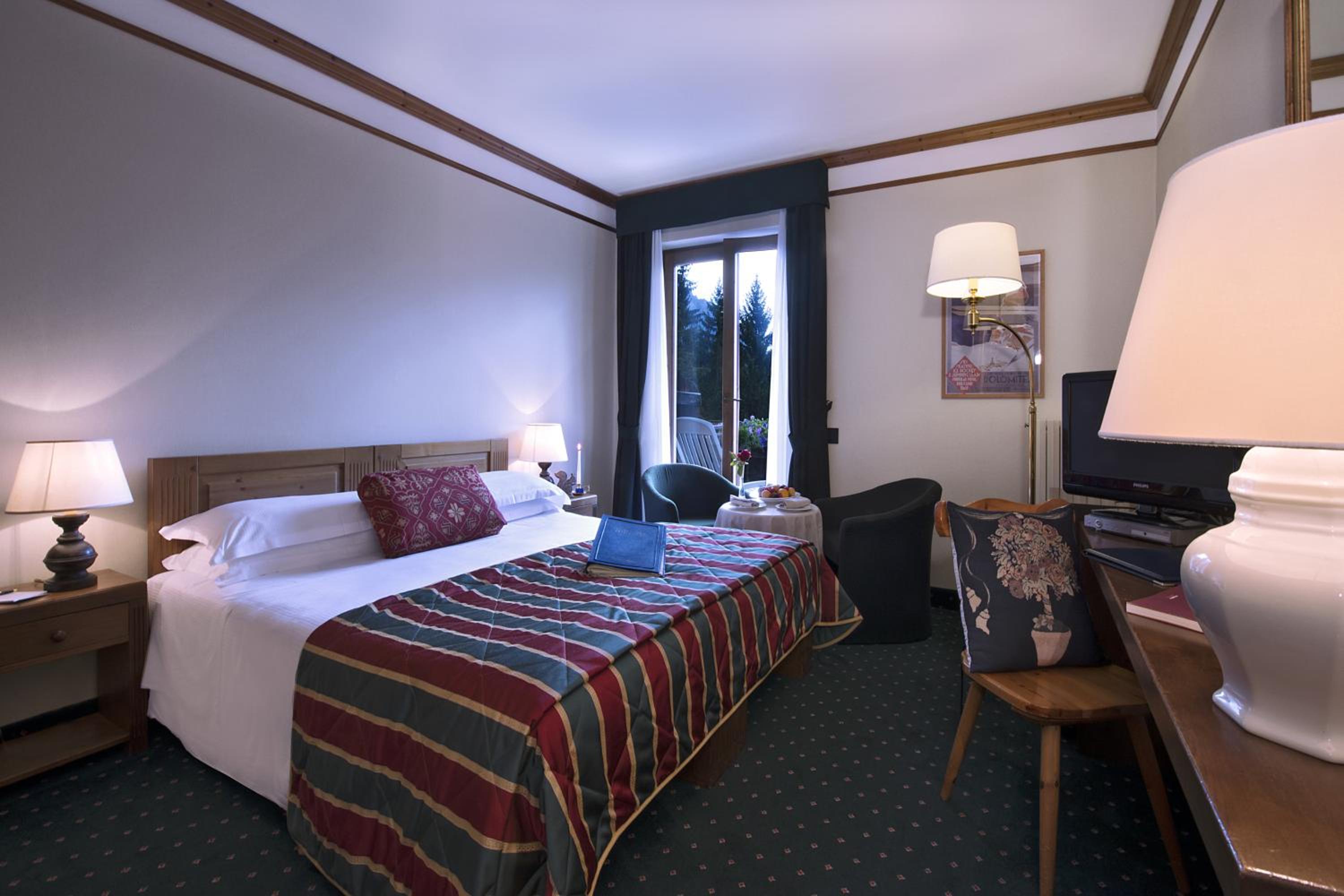 Double Room with Balcony and Mountain View - Photo 6