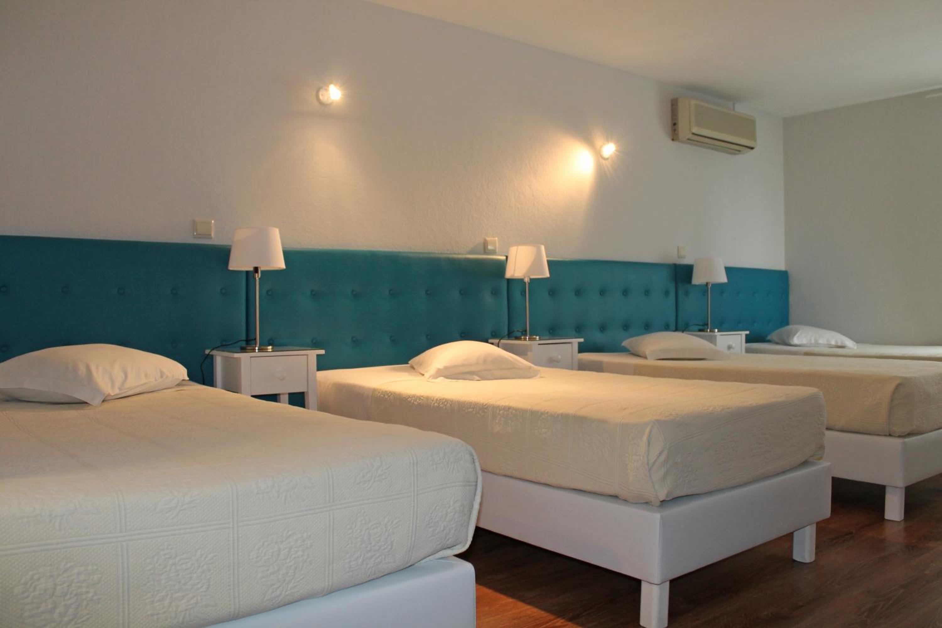 Quadruple Room - Photo 4