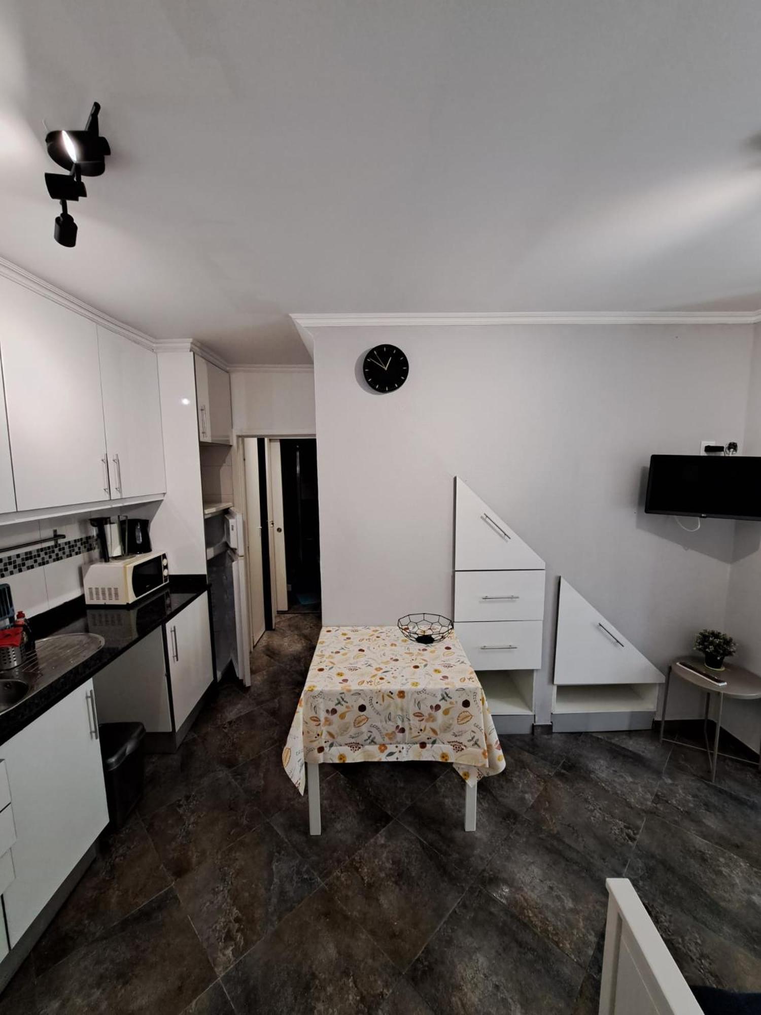 Apartment - Ground Floor - Photo 4