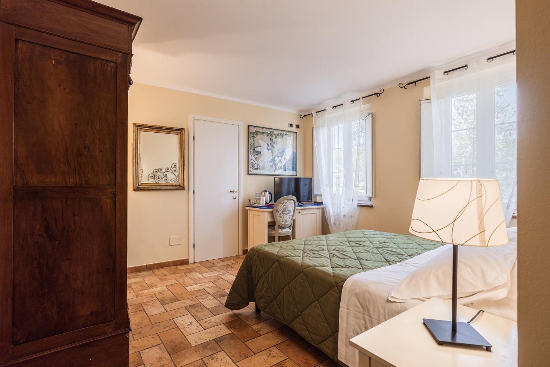 Double Room photo 3