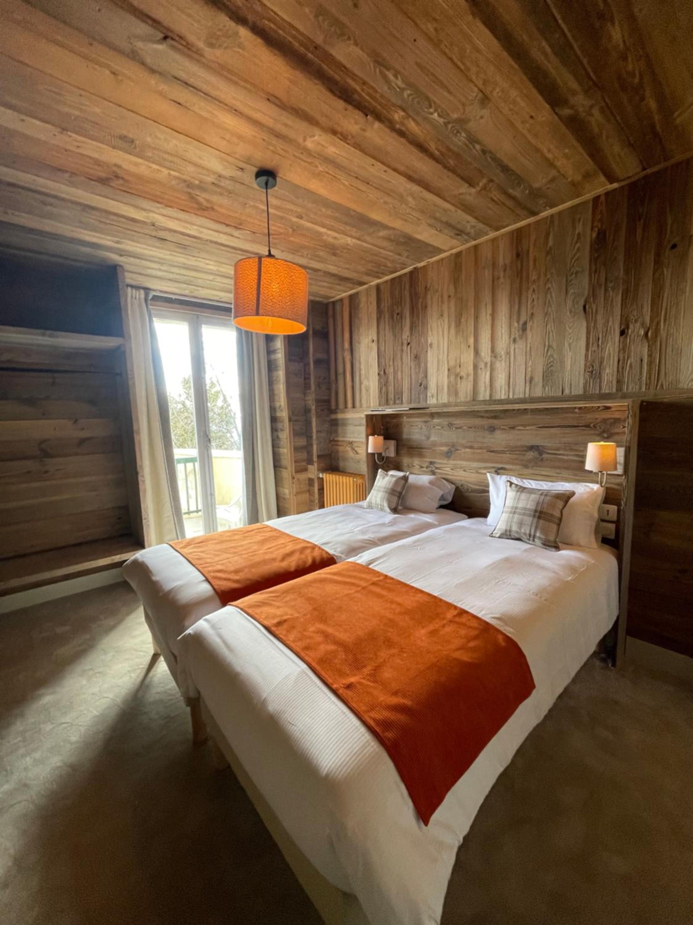 Deluxe Double or Twin Room - Photo 2