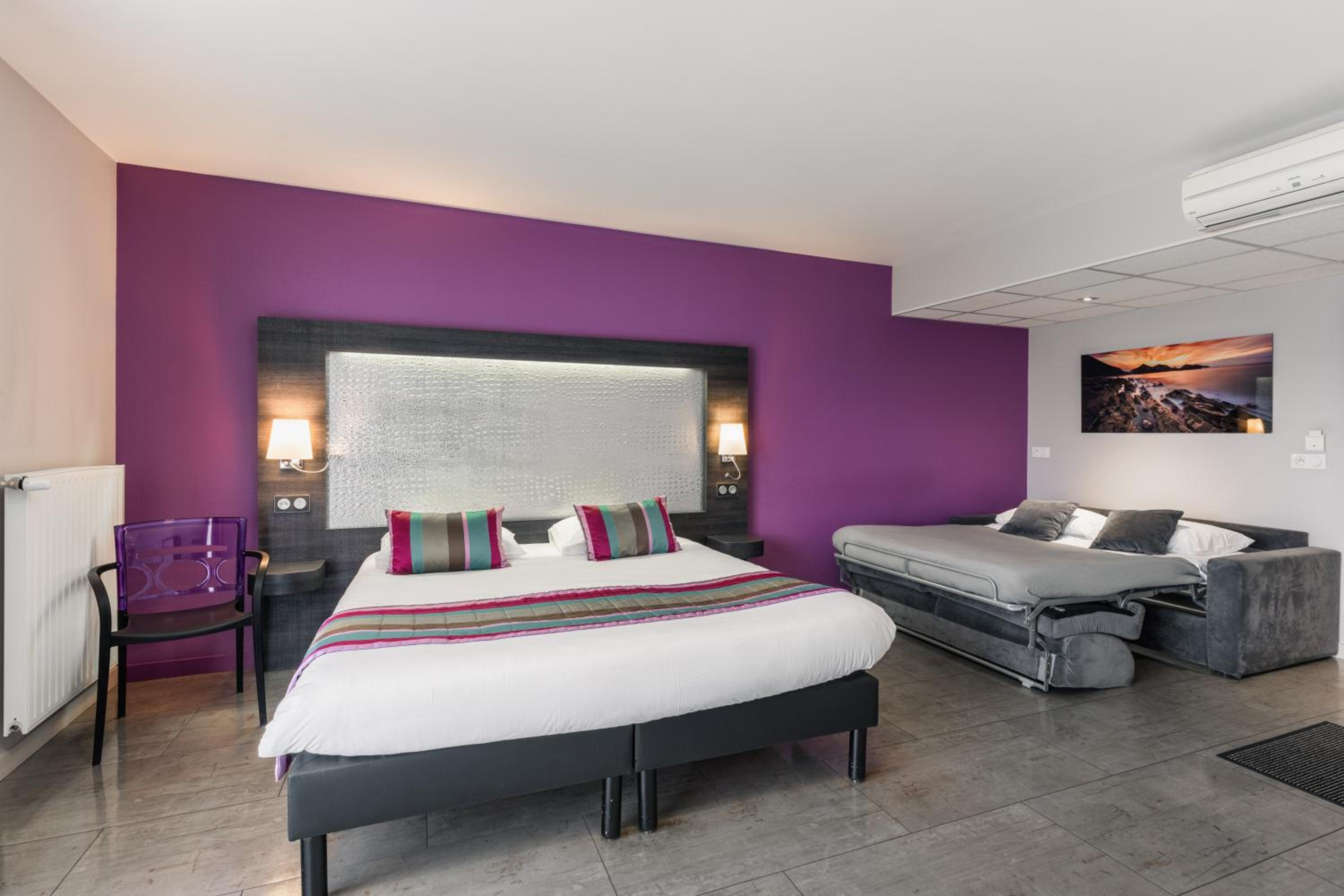 Premium Quadruple Room
