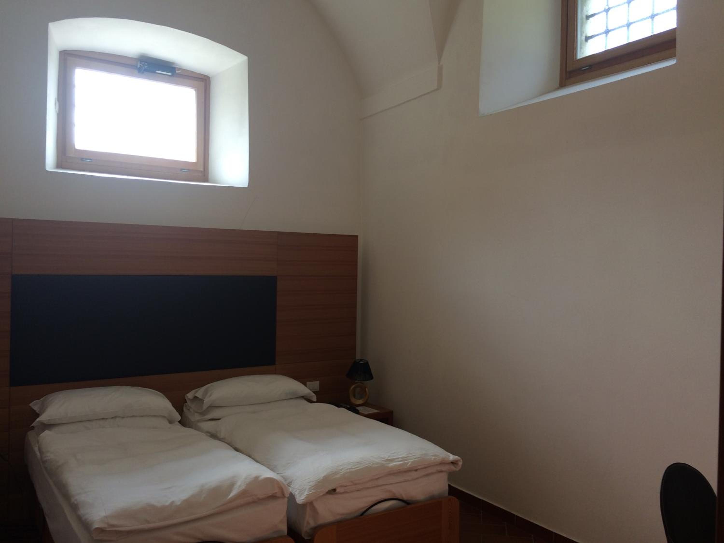 Deluxe Twin Room photo 3