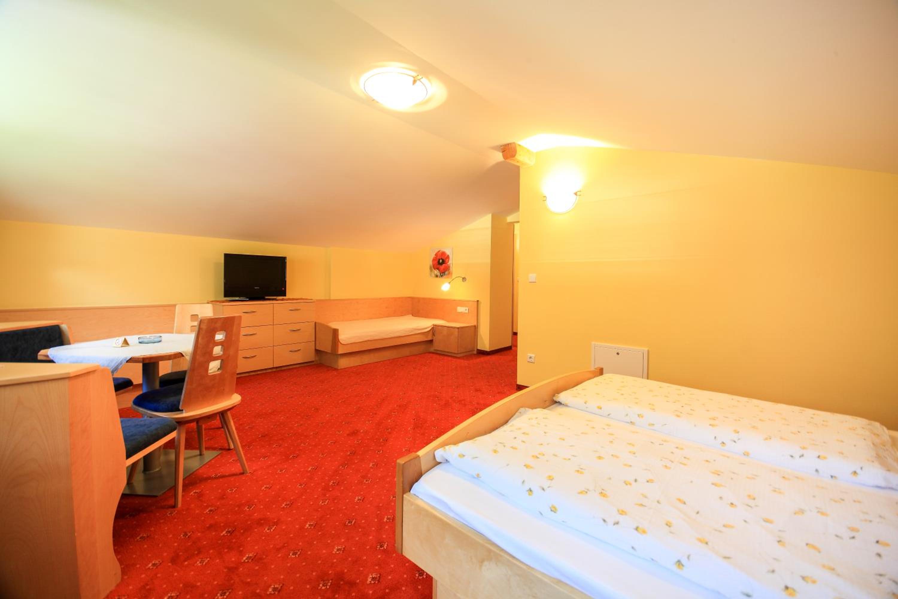 Double Room With Mountain View