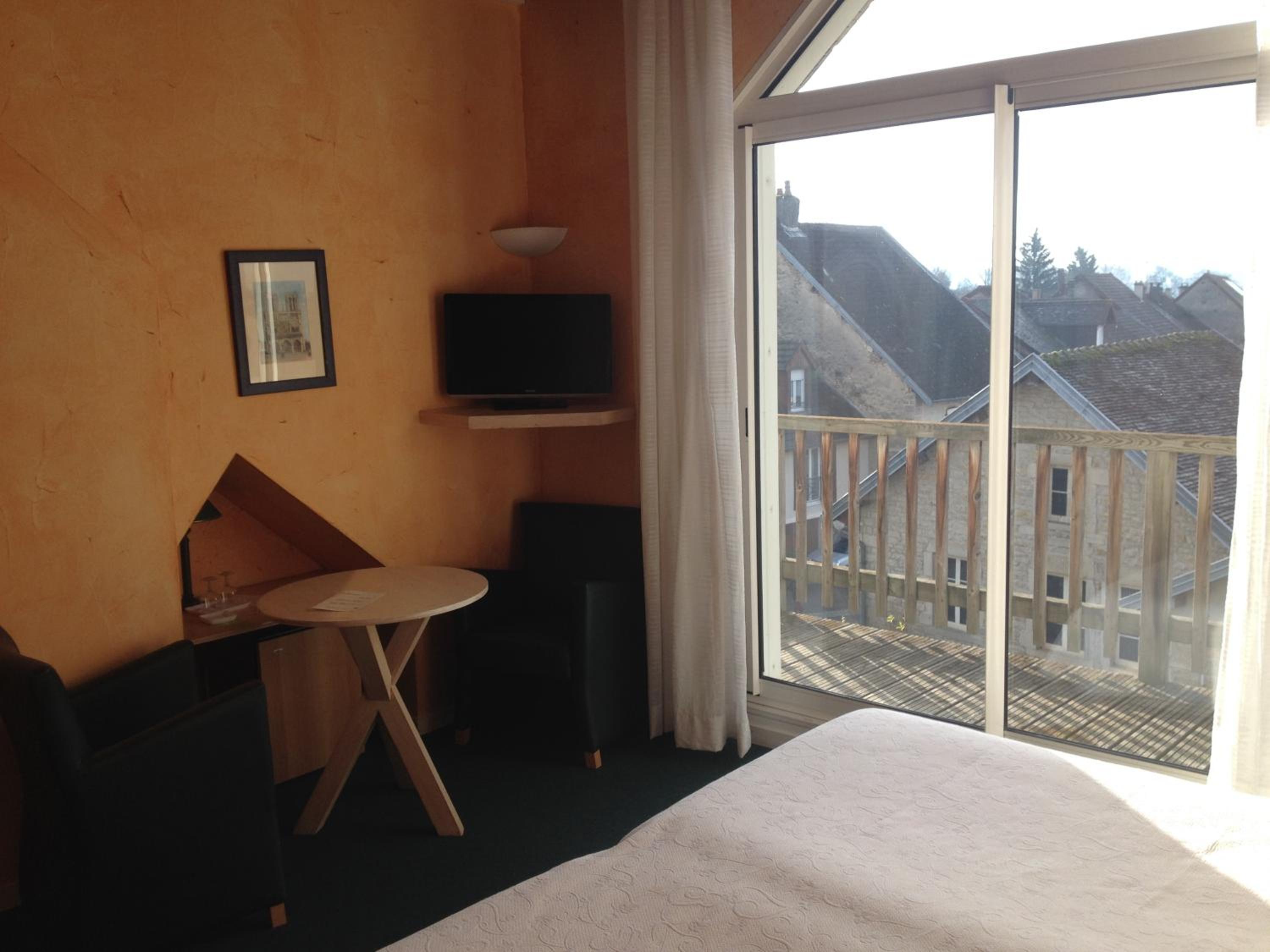 Standard Double or Twin Room photo 3