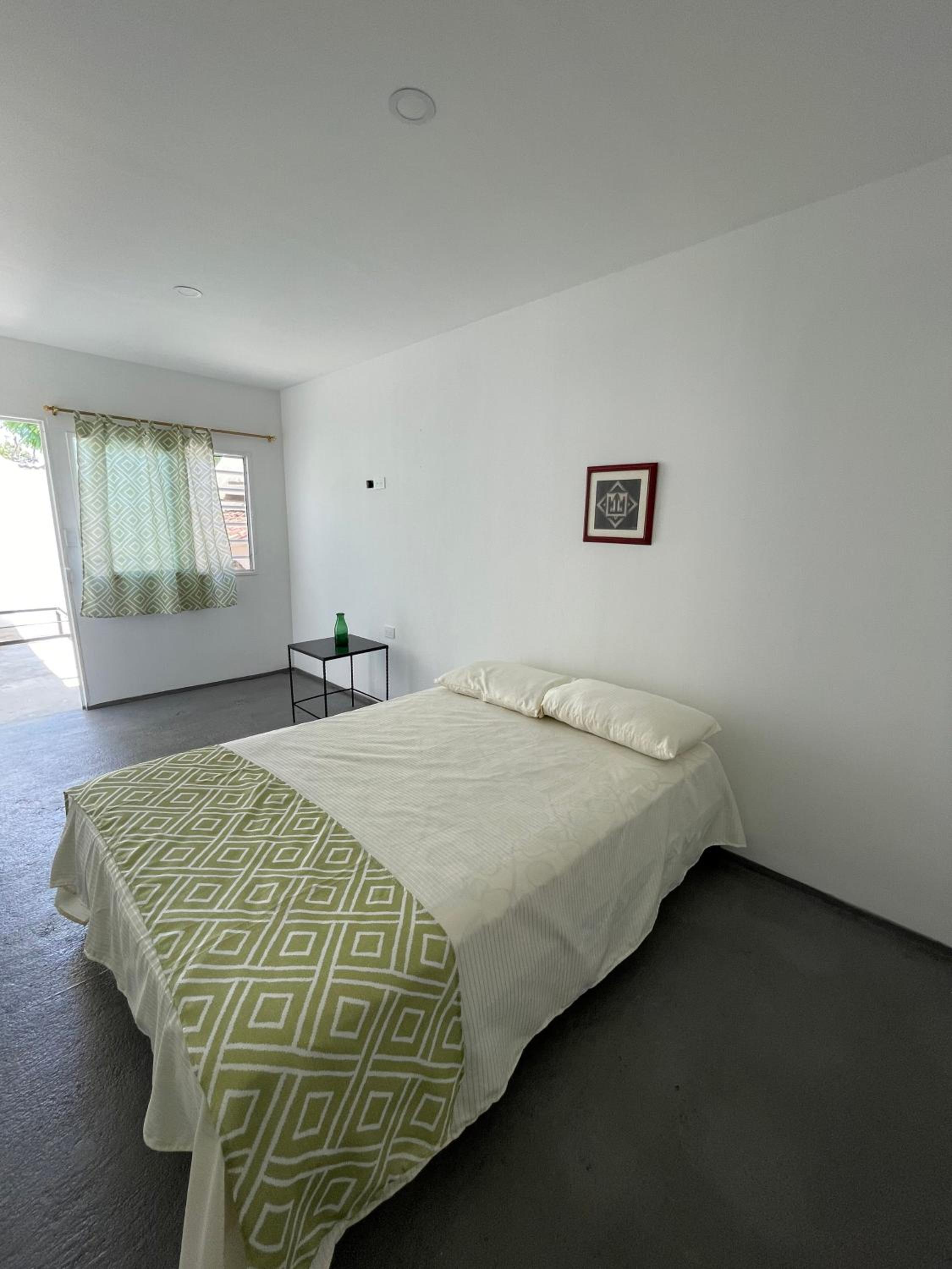Large Double Room photo 1