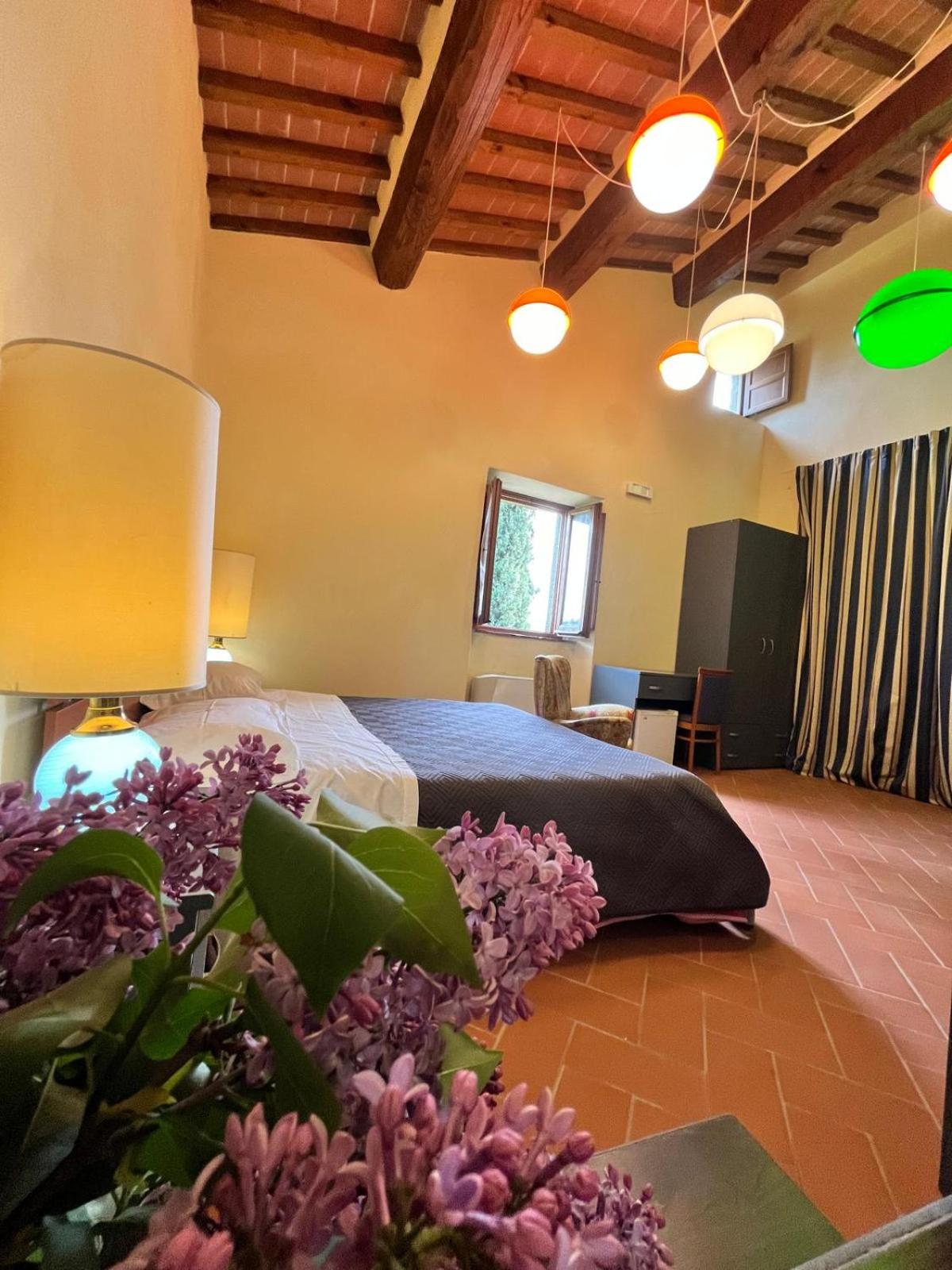 Large Double Room photo 1