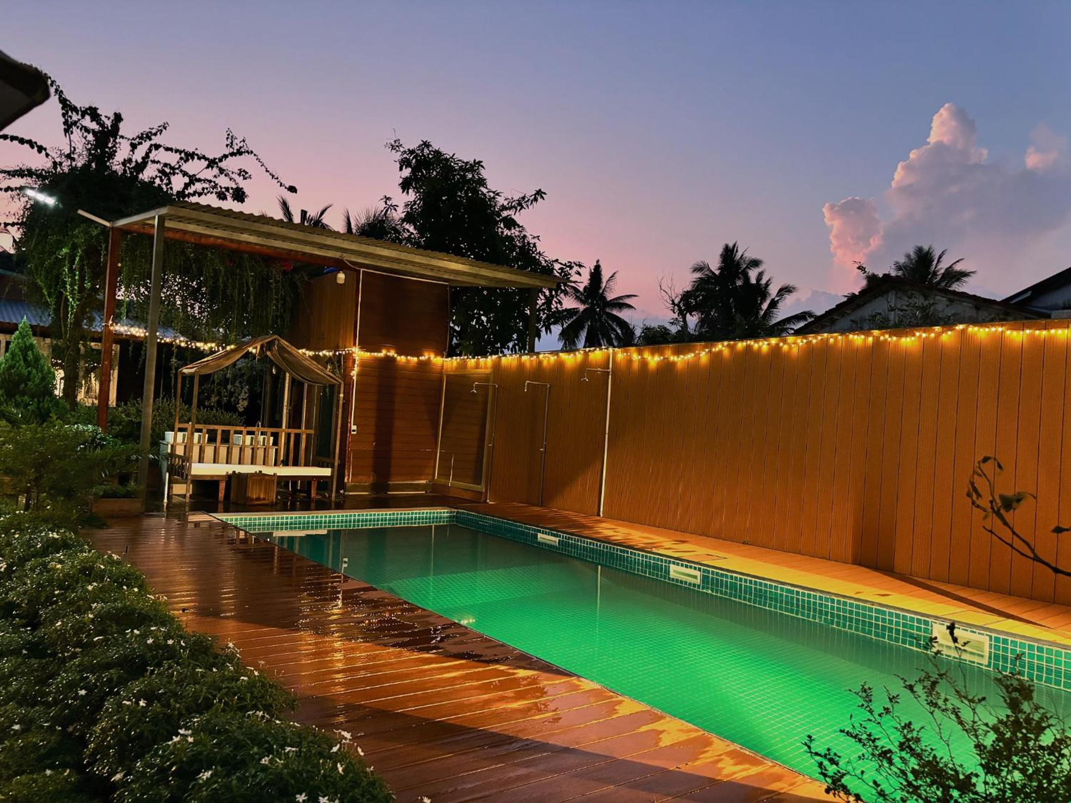 Triple Room With Pool View photo 2