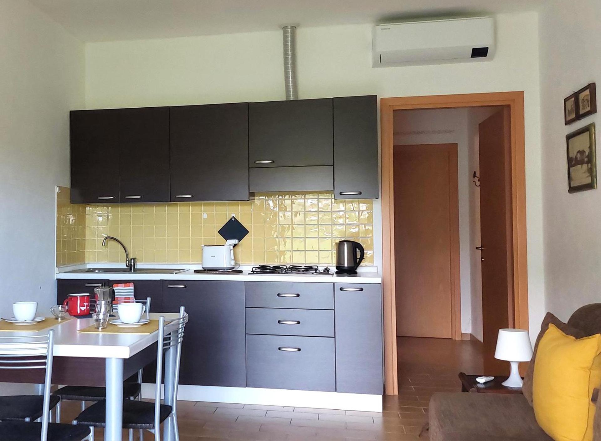 One-Bedroom Apartment With Garden View photo 3