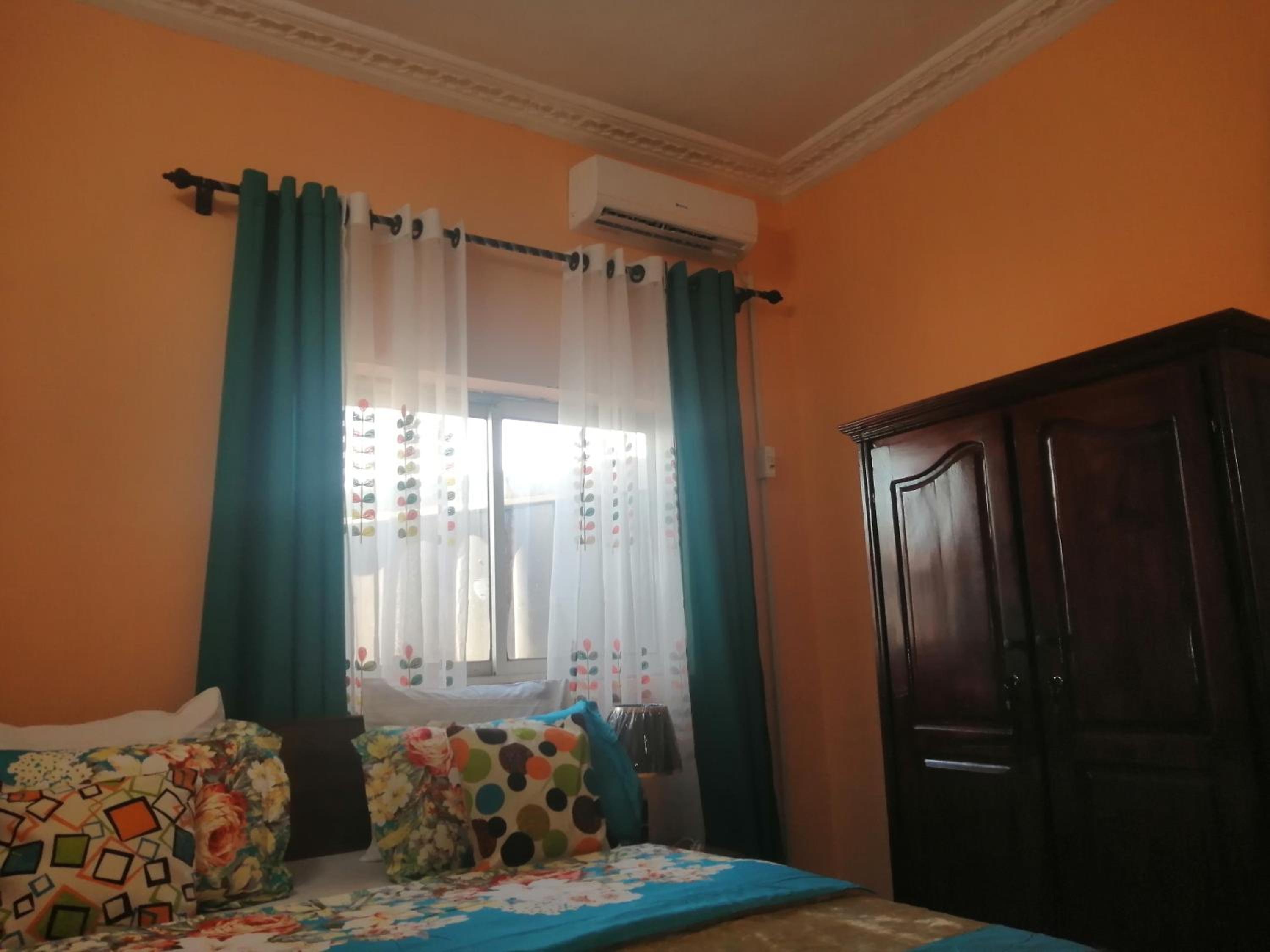 Two-Bedroom Apartment with City View photo 2