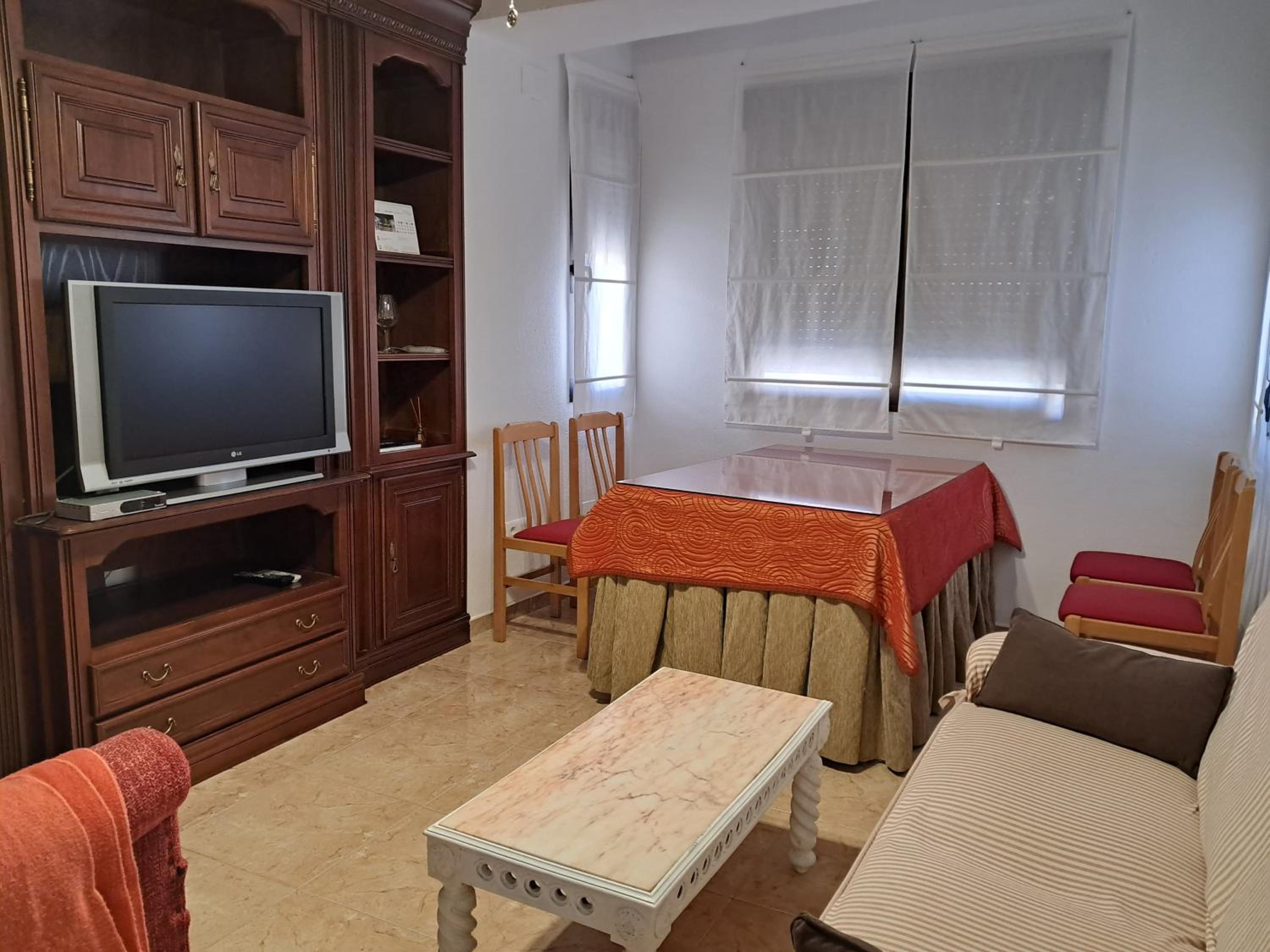 Three-Bedroom Apartment photo 3