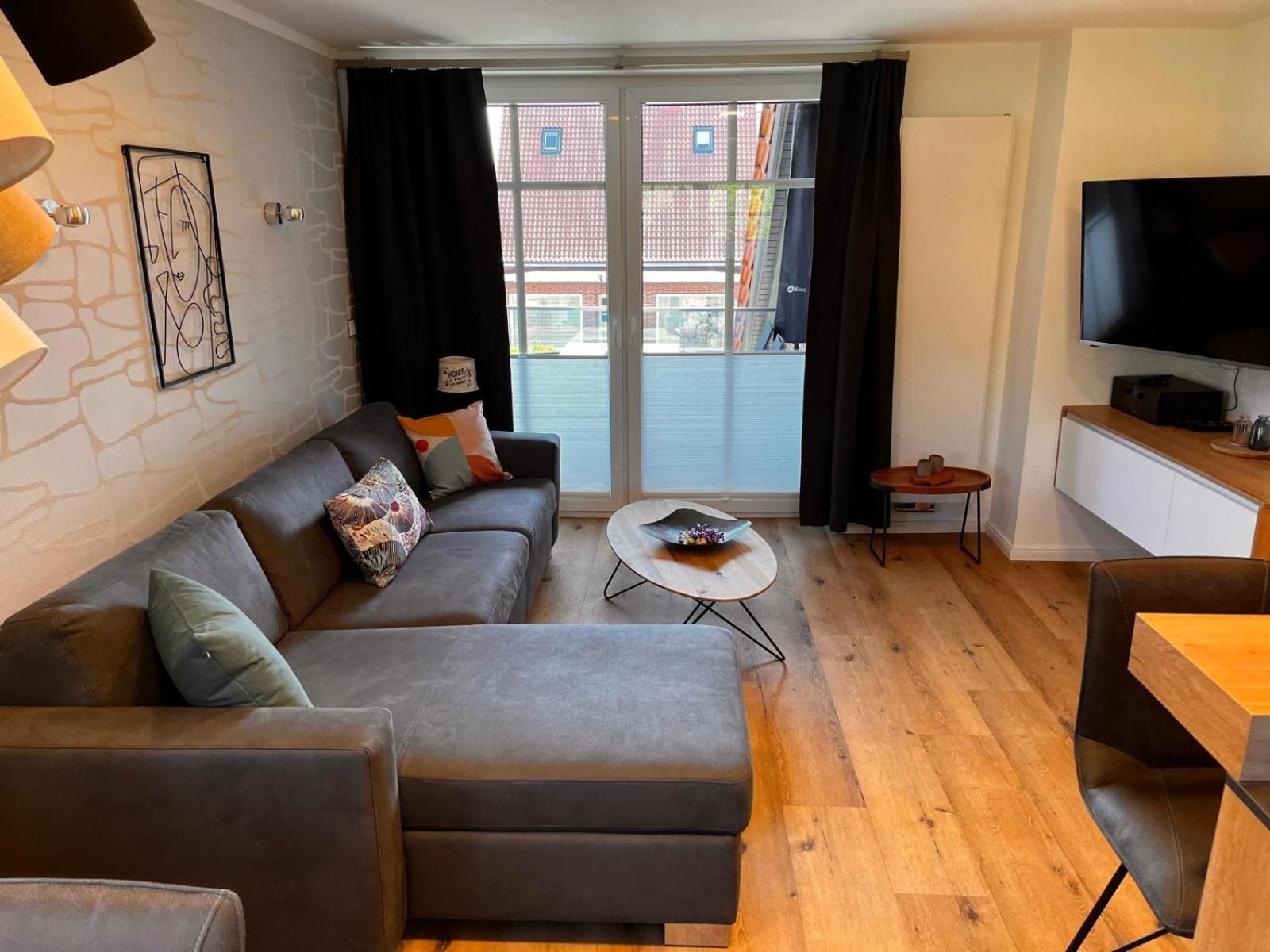 Apartment with Terrace photo 1