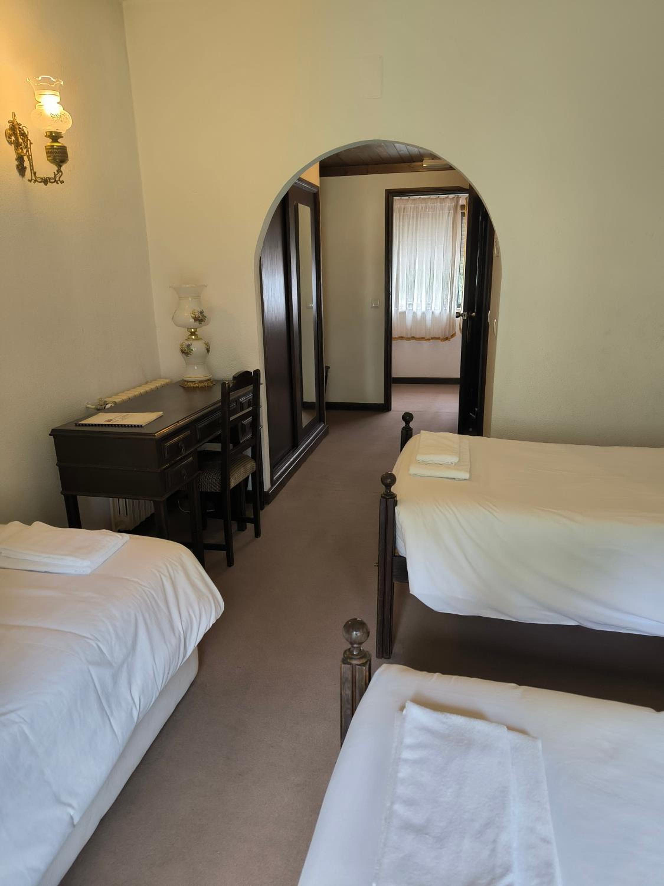 Triple Room - Photo 1