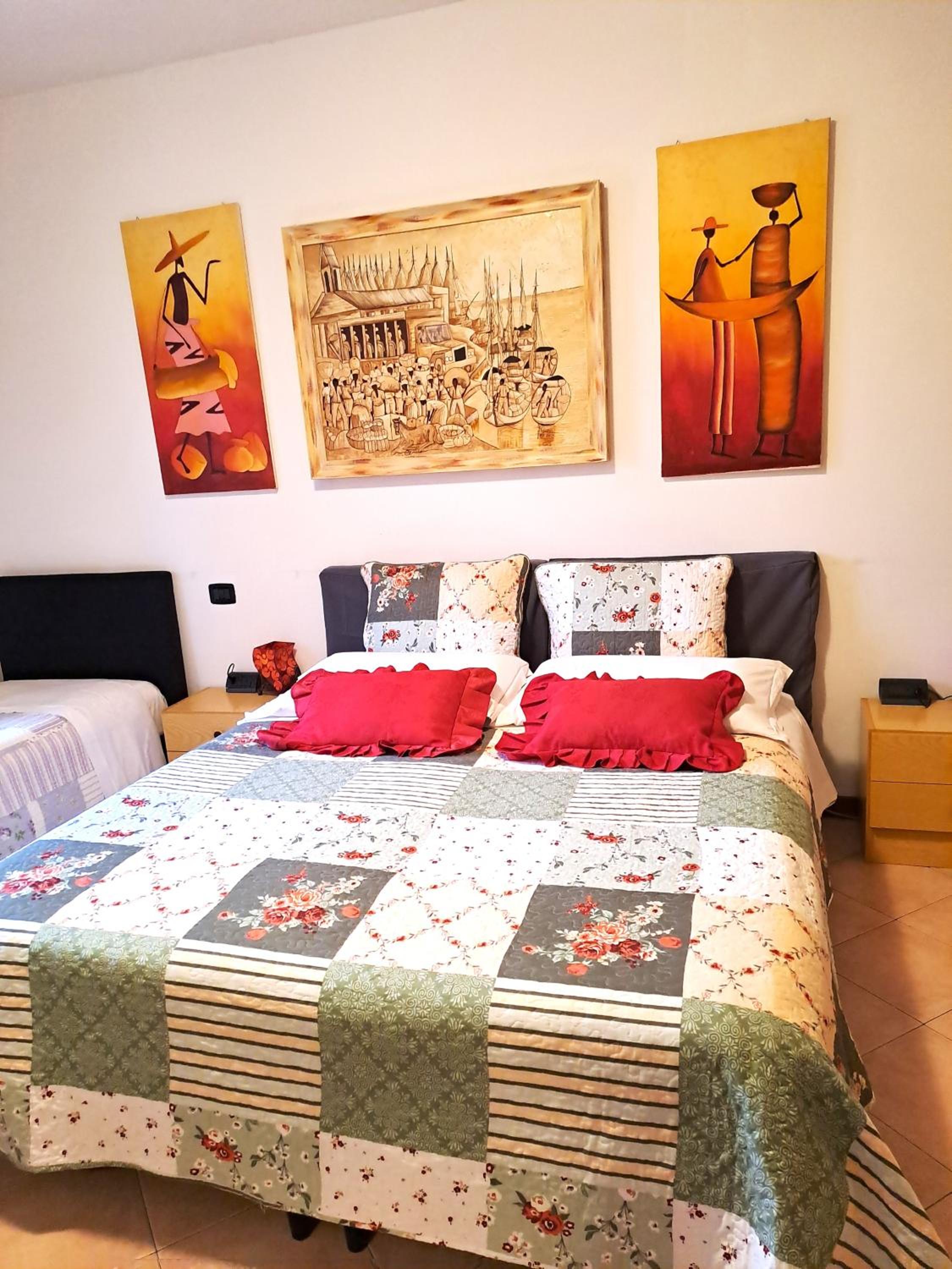 Apartment with Balcony photo 1