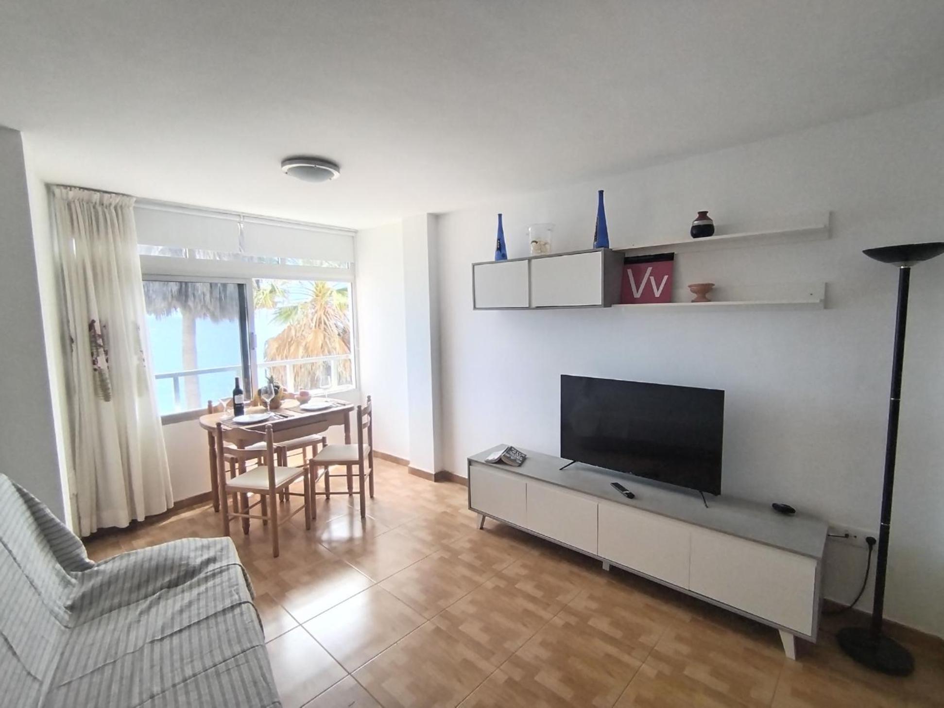 Apartamento con Balcón
