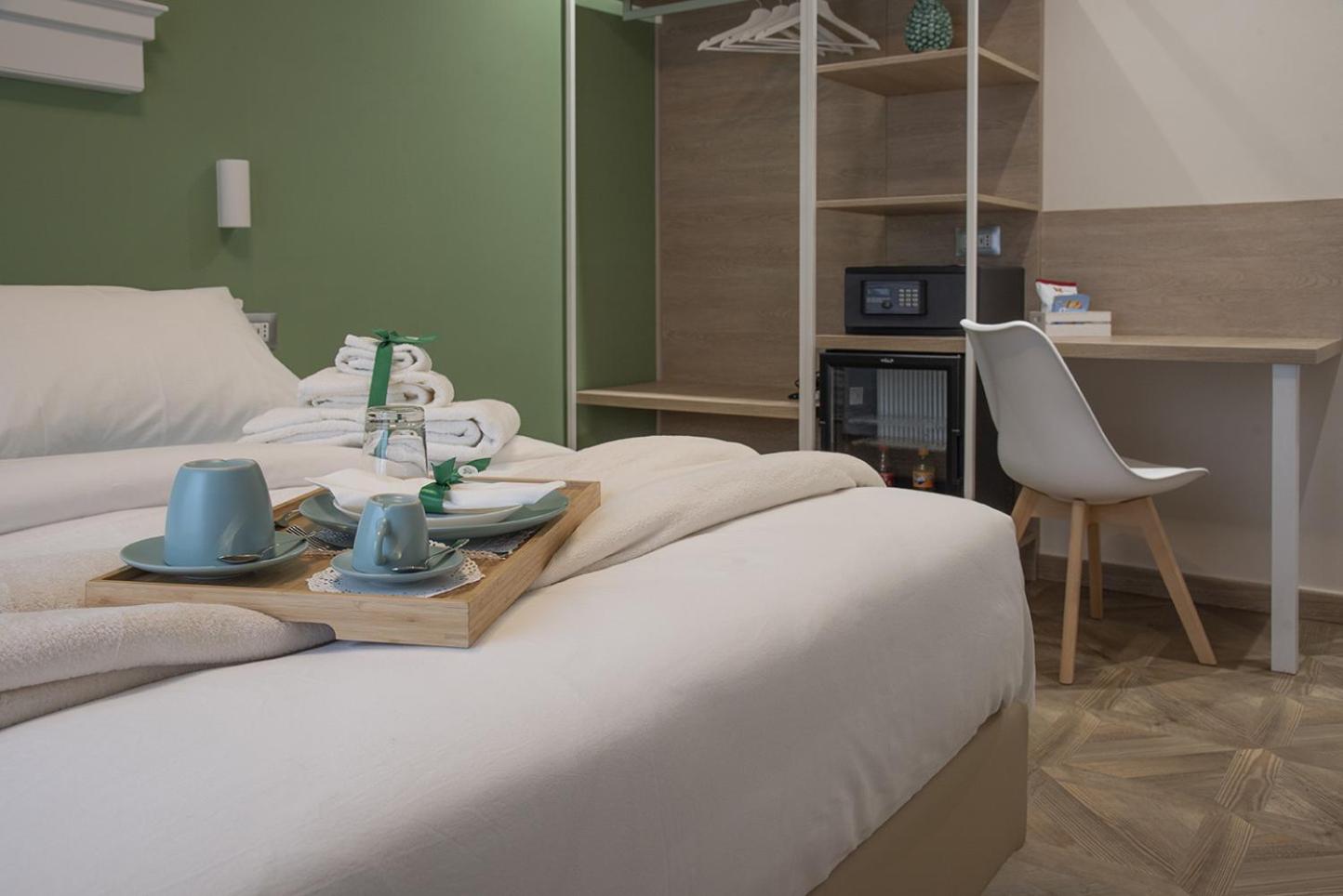 Double Room with Private Bathroom photo 3