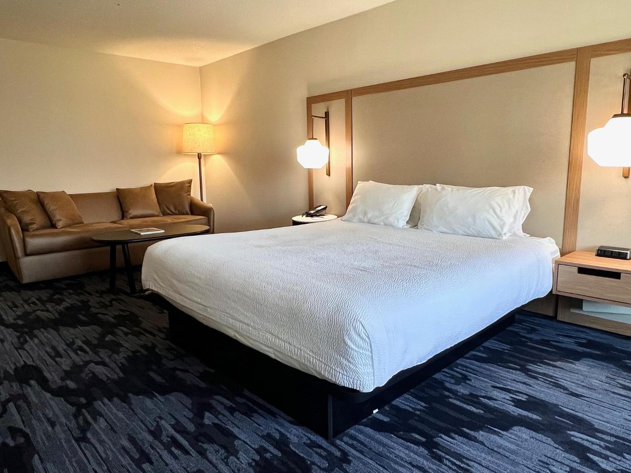 King Suite with Sofa Bed - Photo 2
