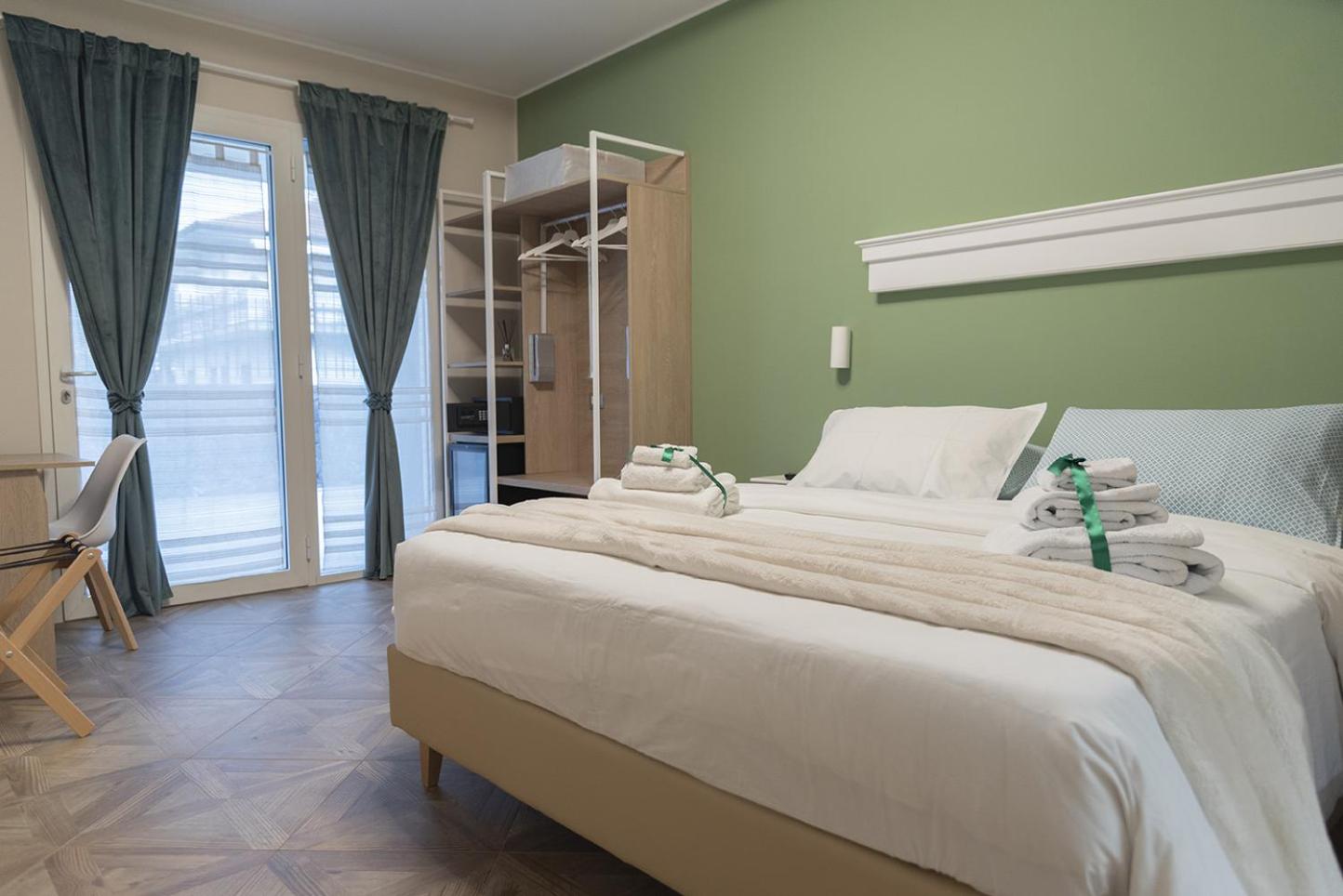 Double Room - Disability Access photo 1