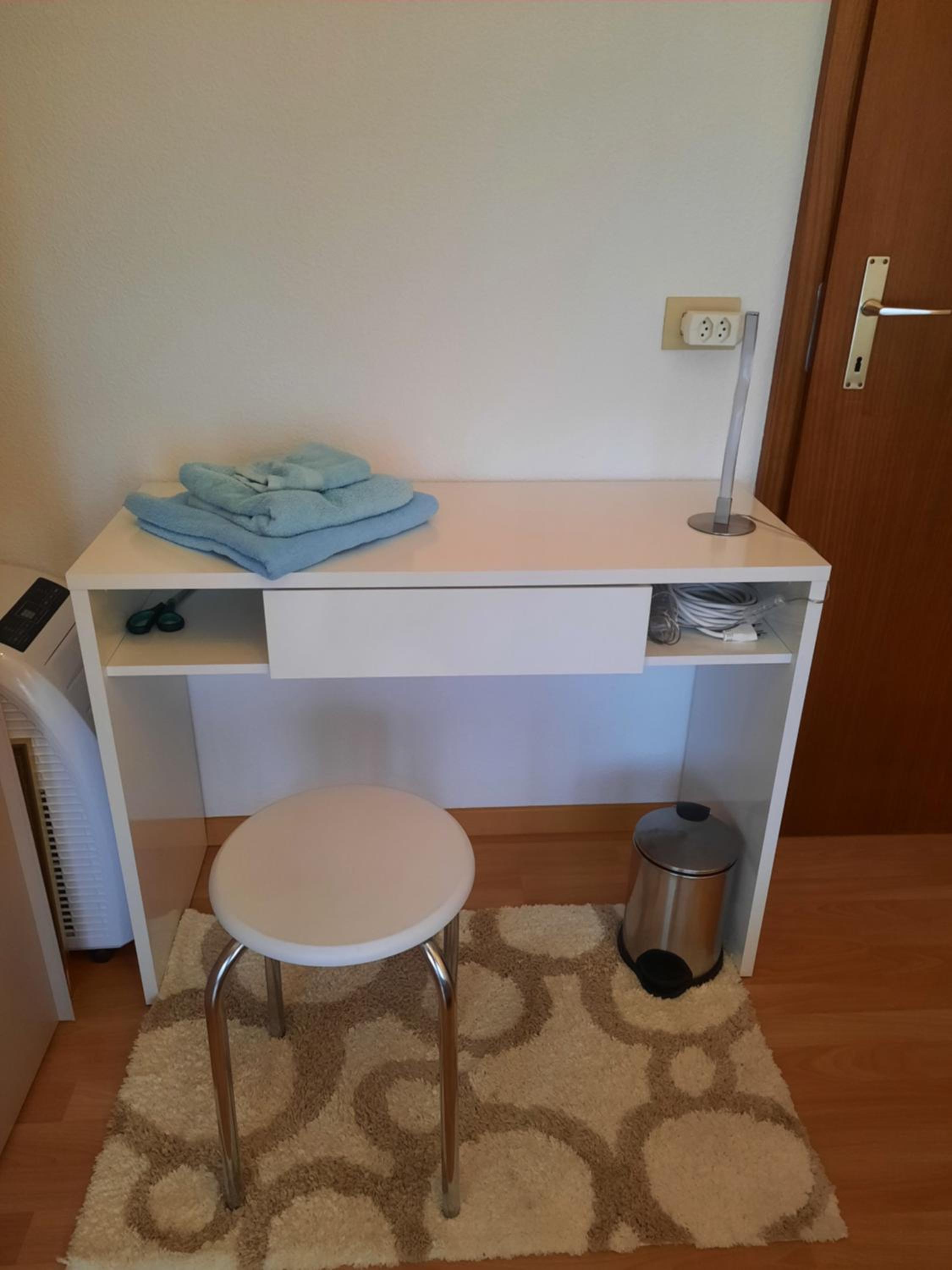 Single Room with Balcony photo 2