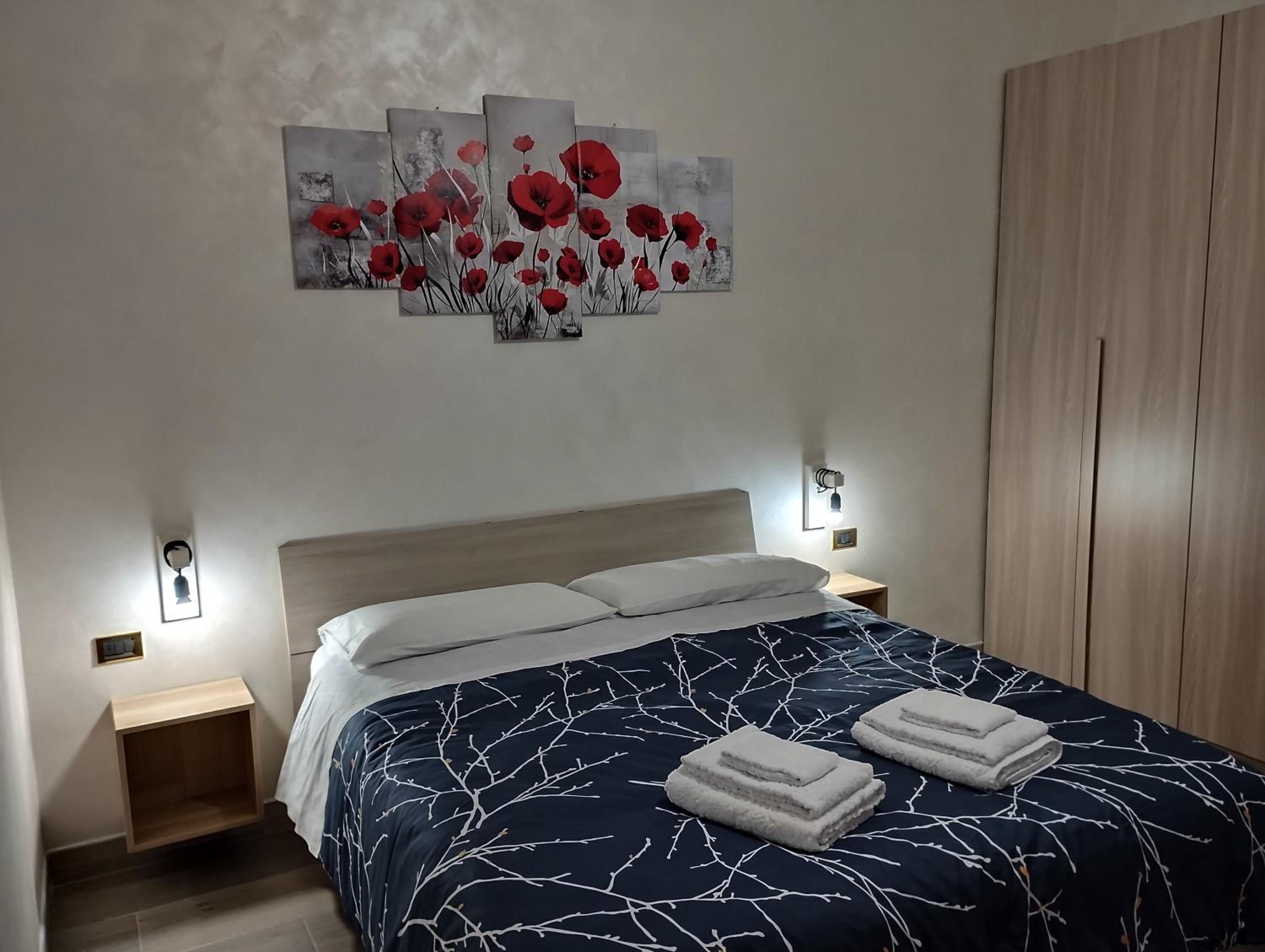 Double Room with Shared Bathroom photo 3