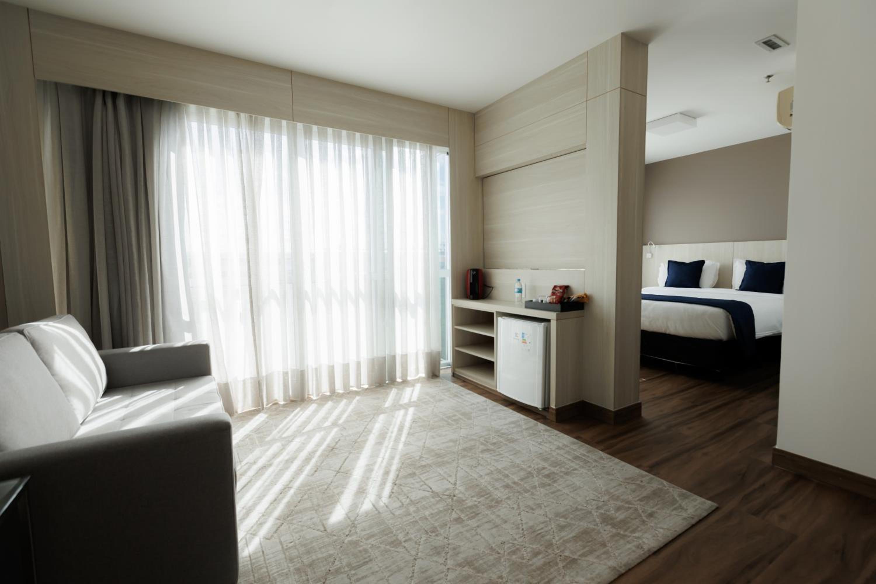 Studio with Sofa Bed thumbnail 5