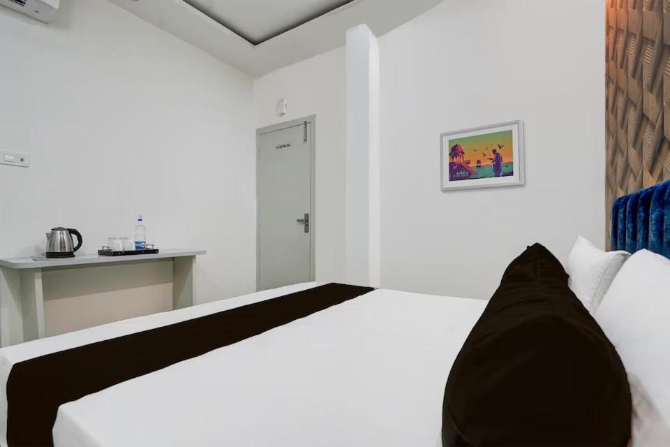 Deluxe Double Room - Photo 7