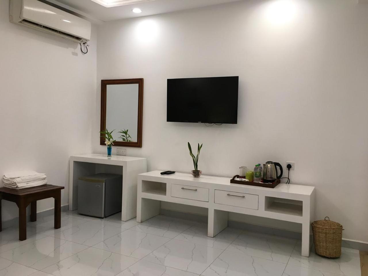Deluxe Triple Room photo 2