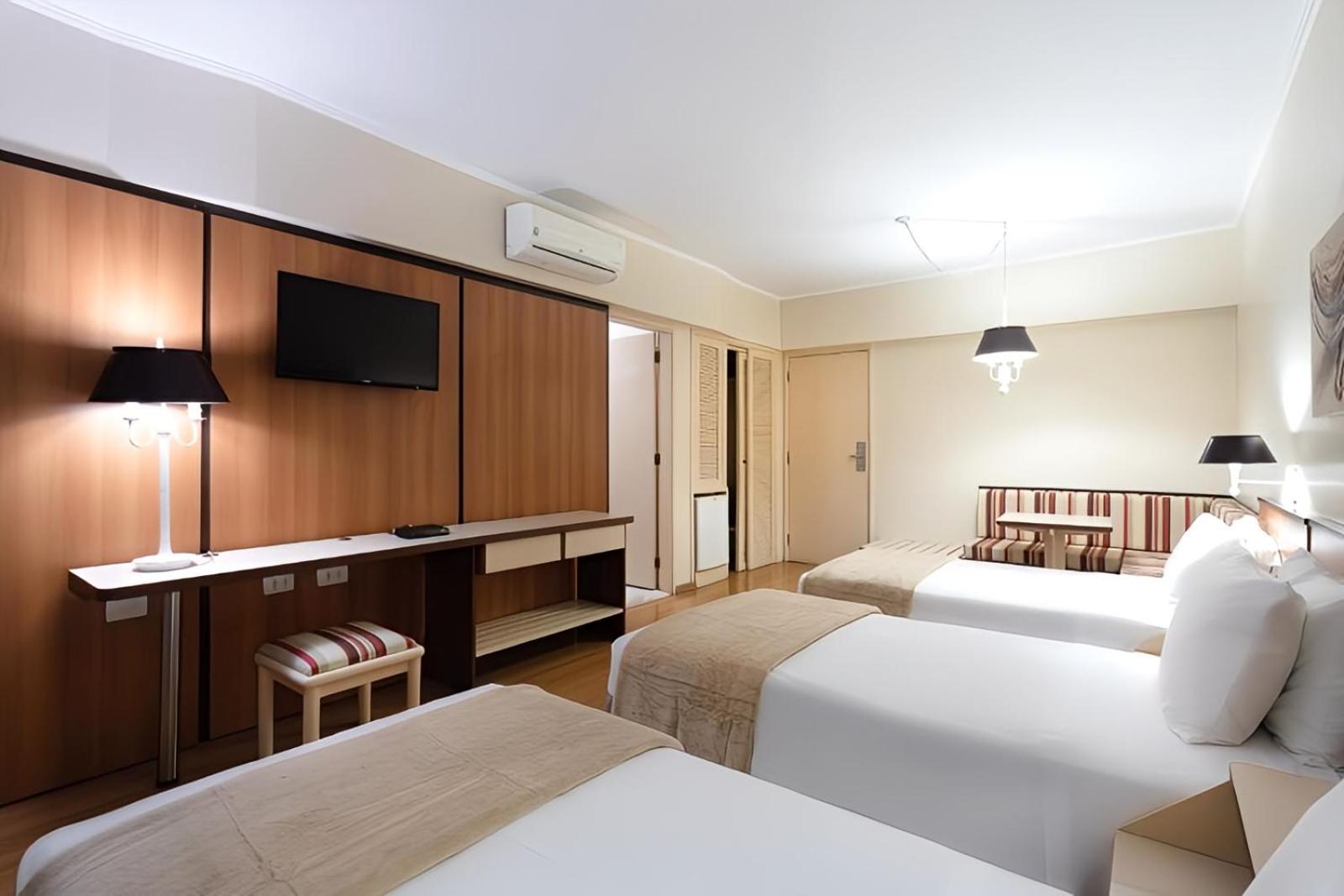 Deluxe Junior Suite - Photo 3