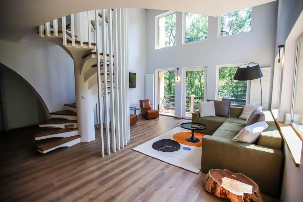 Seven-Bedroom House