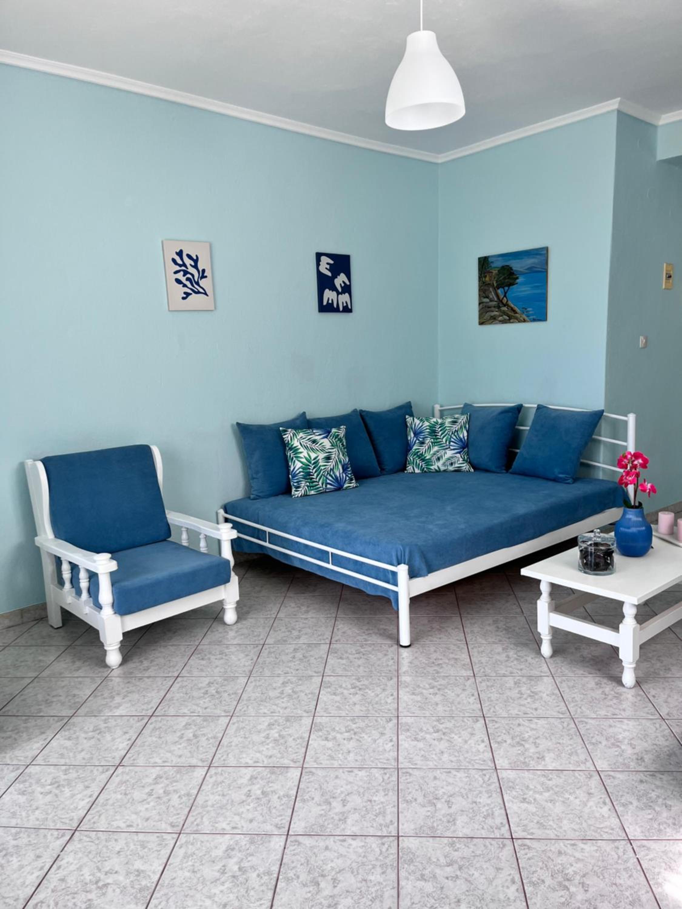 Apartment with Sea View - Photo 23