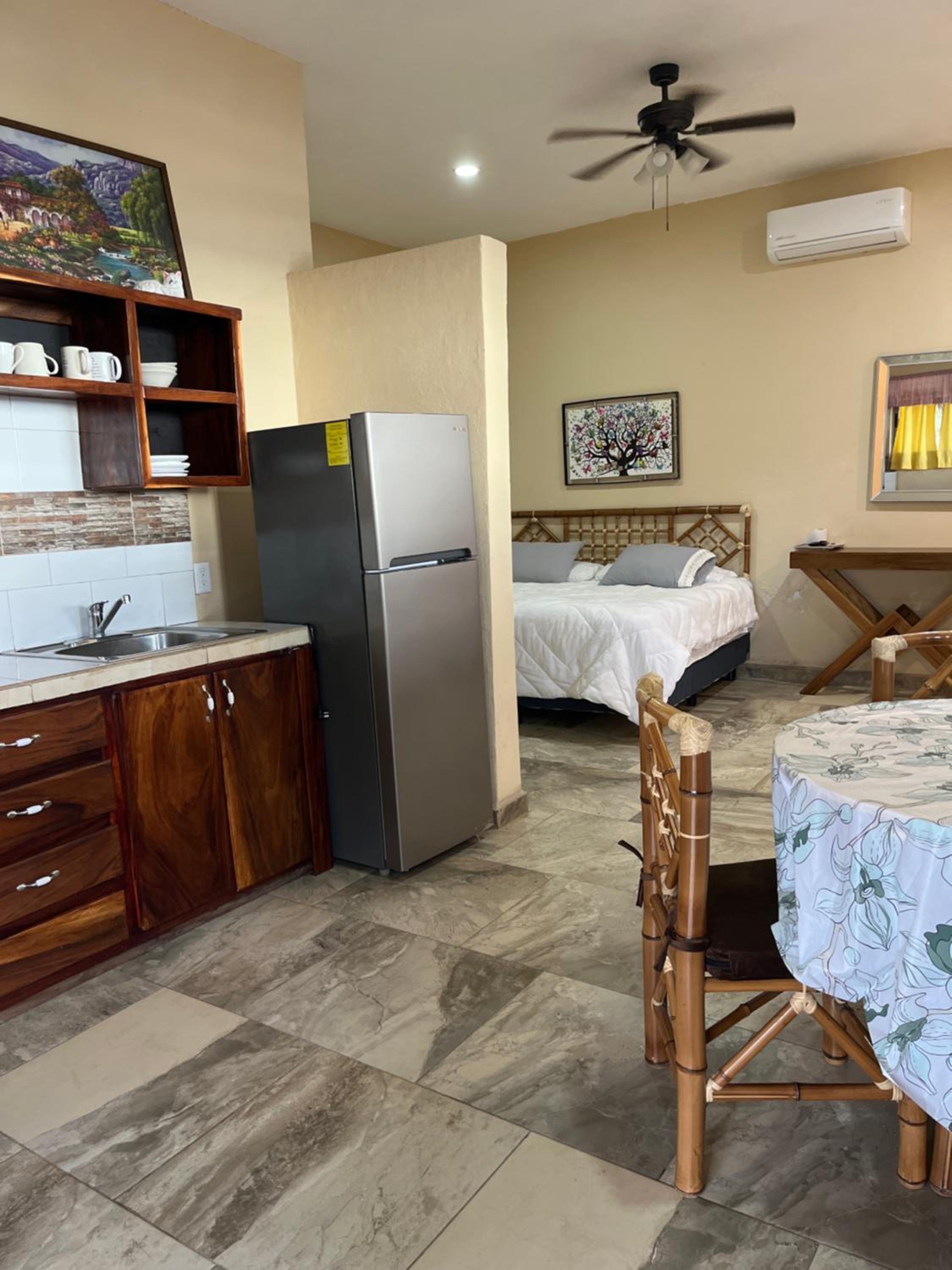 Deluxe Bungalow with Sea View - Photo 1