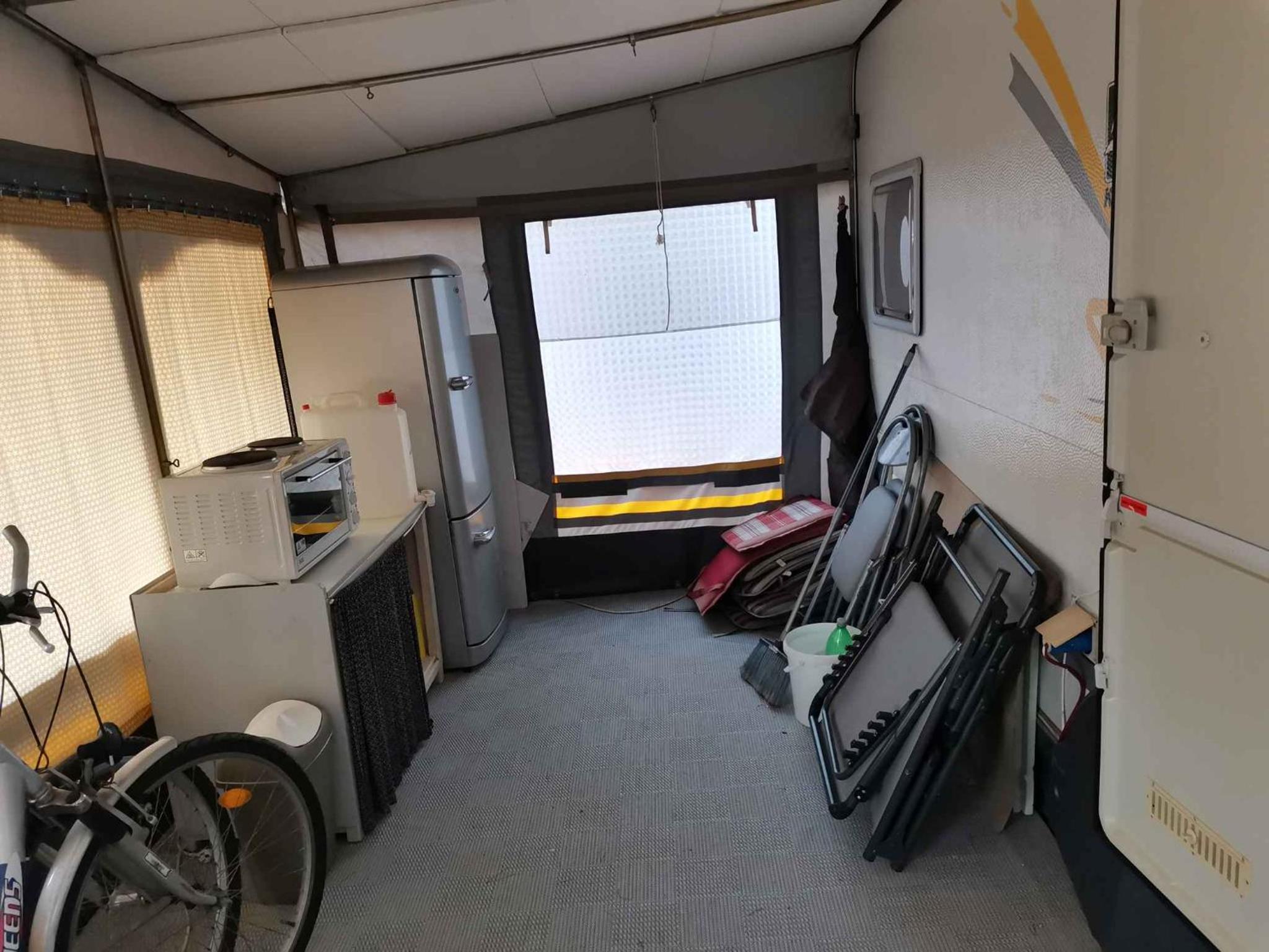 Mobile Home photo 1