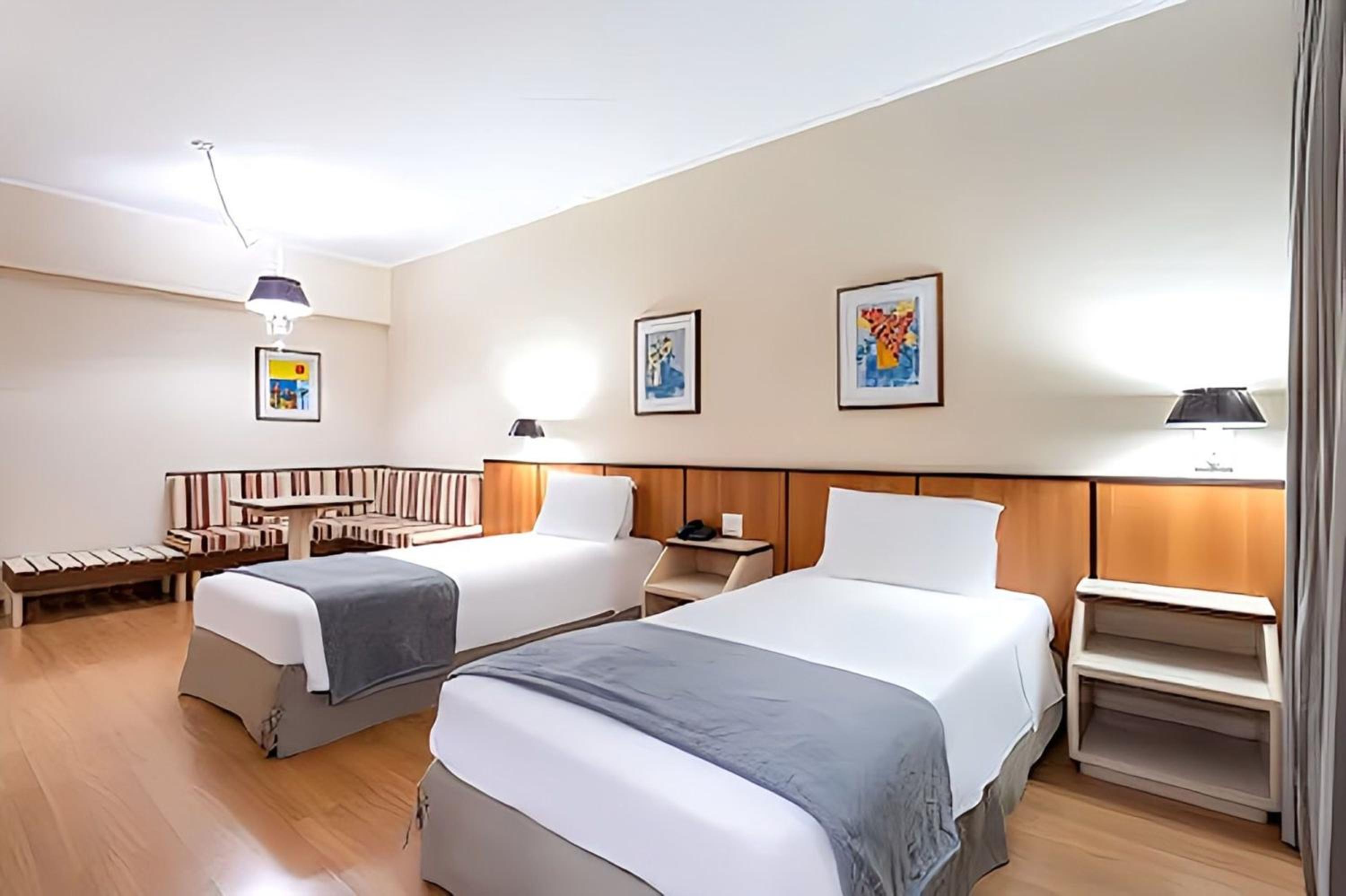Superior Suite - Photo 2