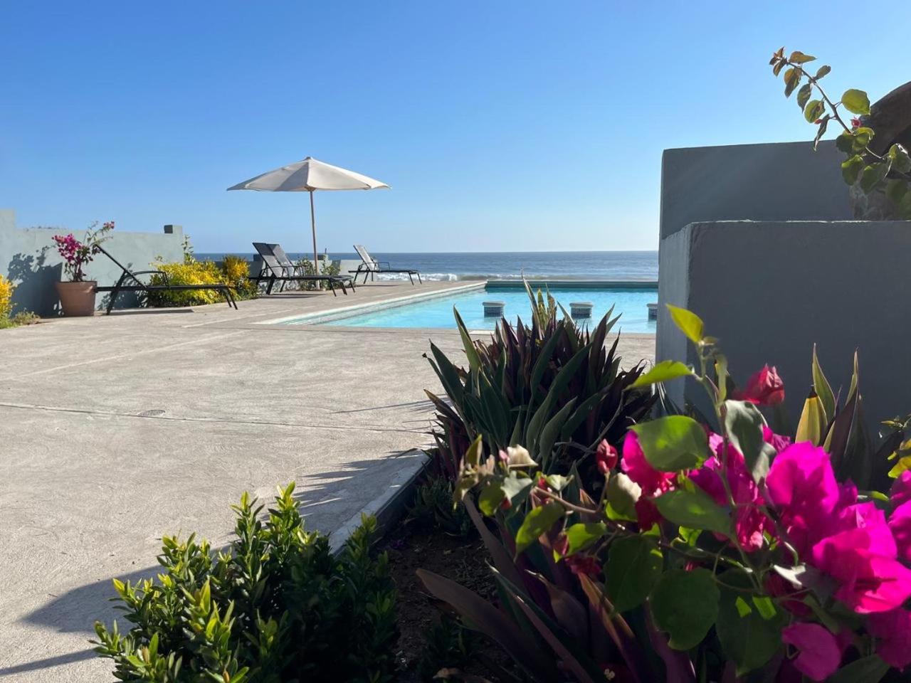 Deluxe Bungalow with Sea View - Photo 7